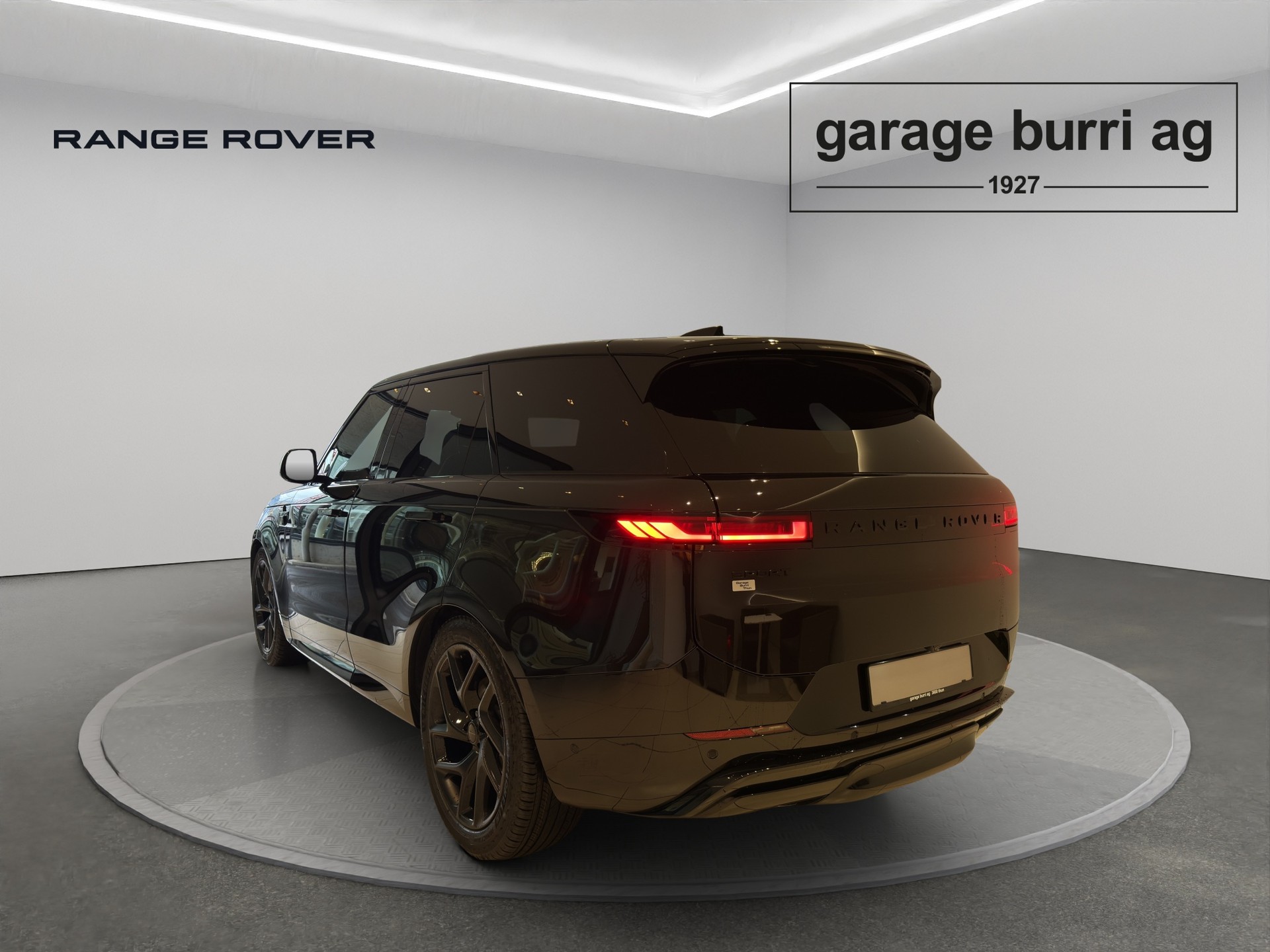 LAND ROVER Range Rover Sport 3.0 I6 300 SE Dynamic-image-1