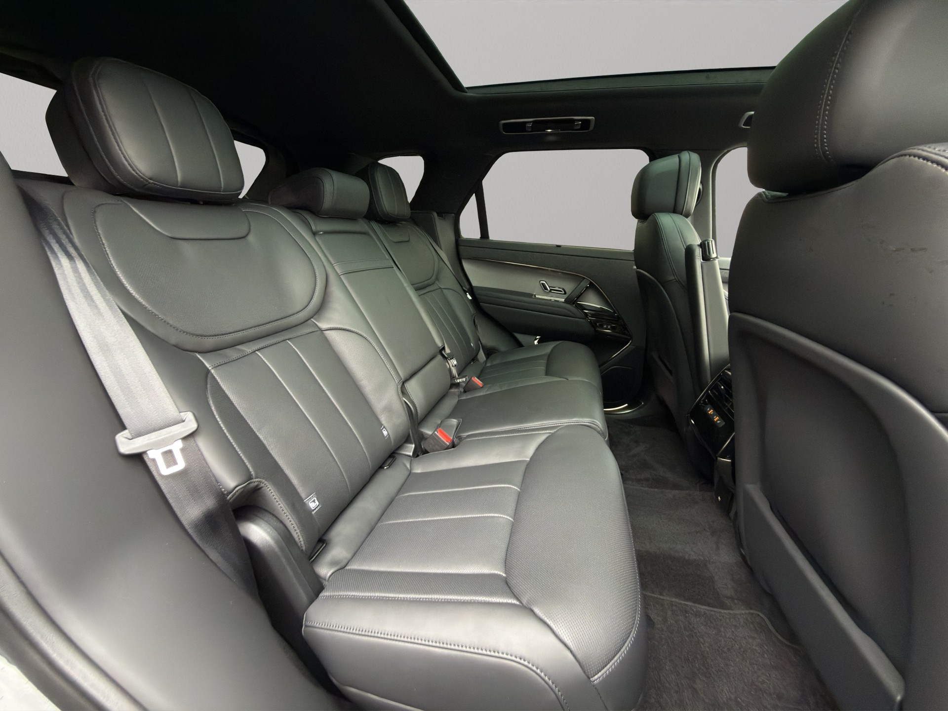 LAND ROVER Range Rover Sport 3.0 I6 300 SE Dynamic-image-10