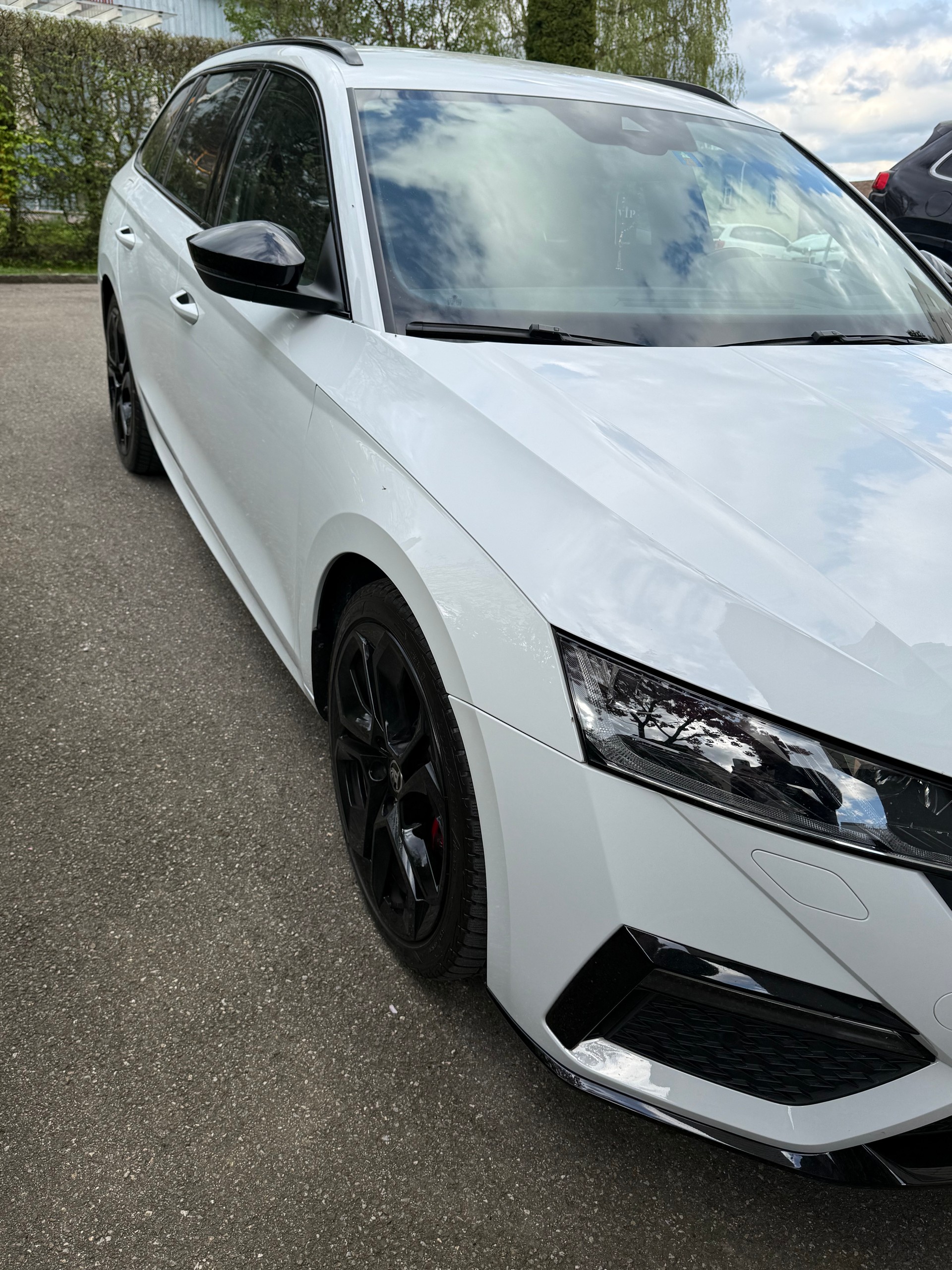 SKODA Octavia Combi 2.0 TDI DSG RS 4x4-image-1