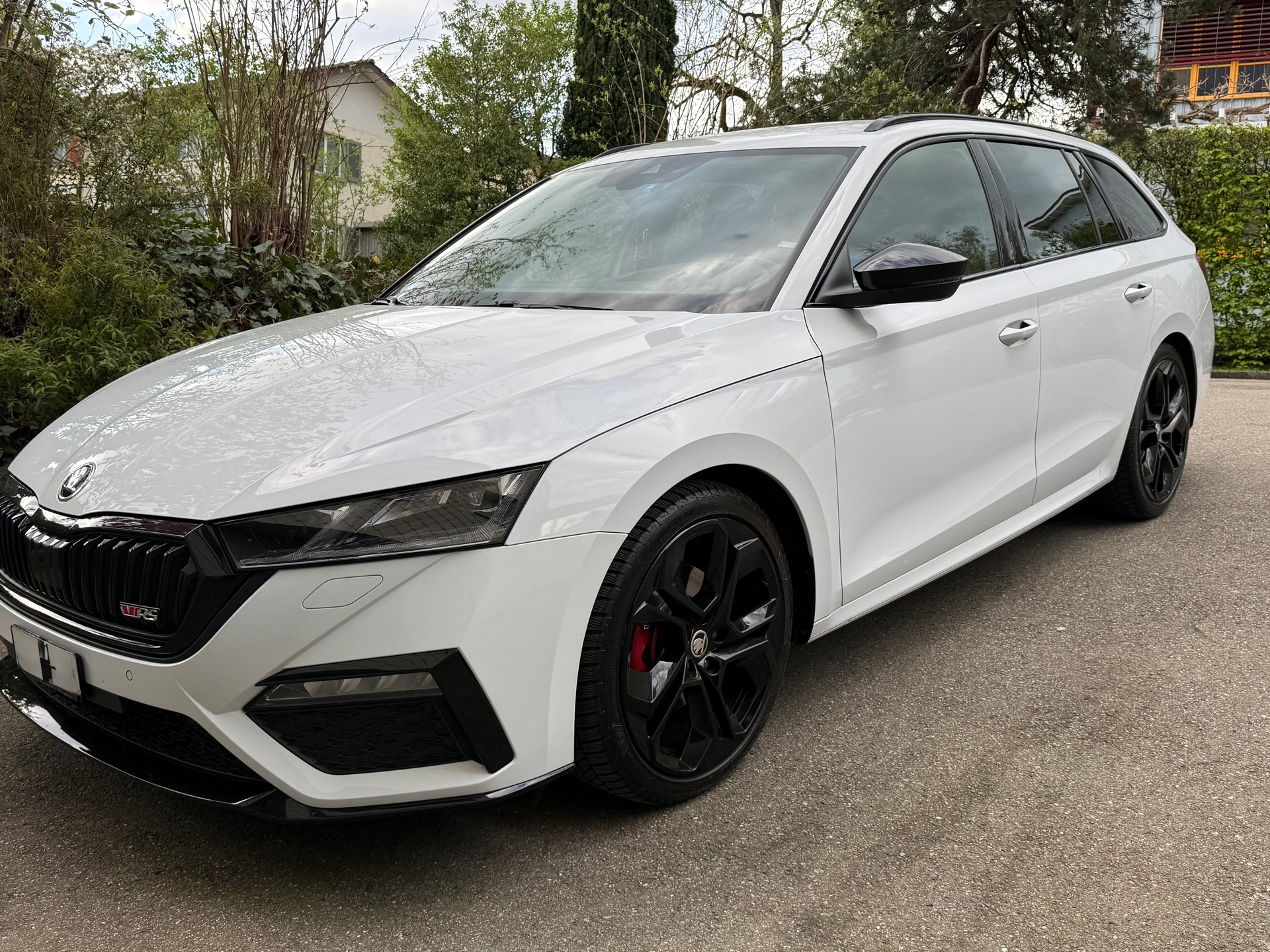 SKODA Octavia Combi 2.0 TDI DSG RS 4x4-image-0