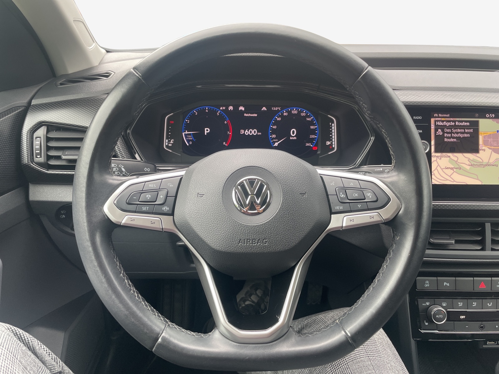 VW T-Cross 1.0 TSI Life DSG-image-9
