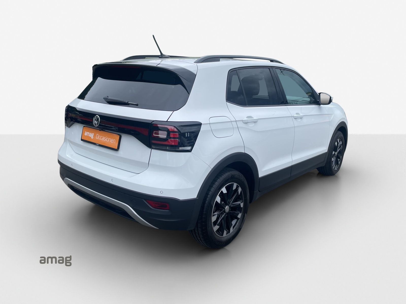 VW T-Cross 1.0 TSI Life DSG-image-4