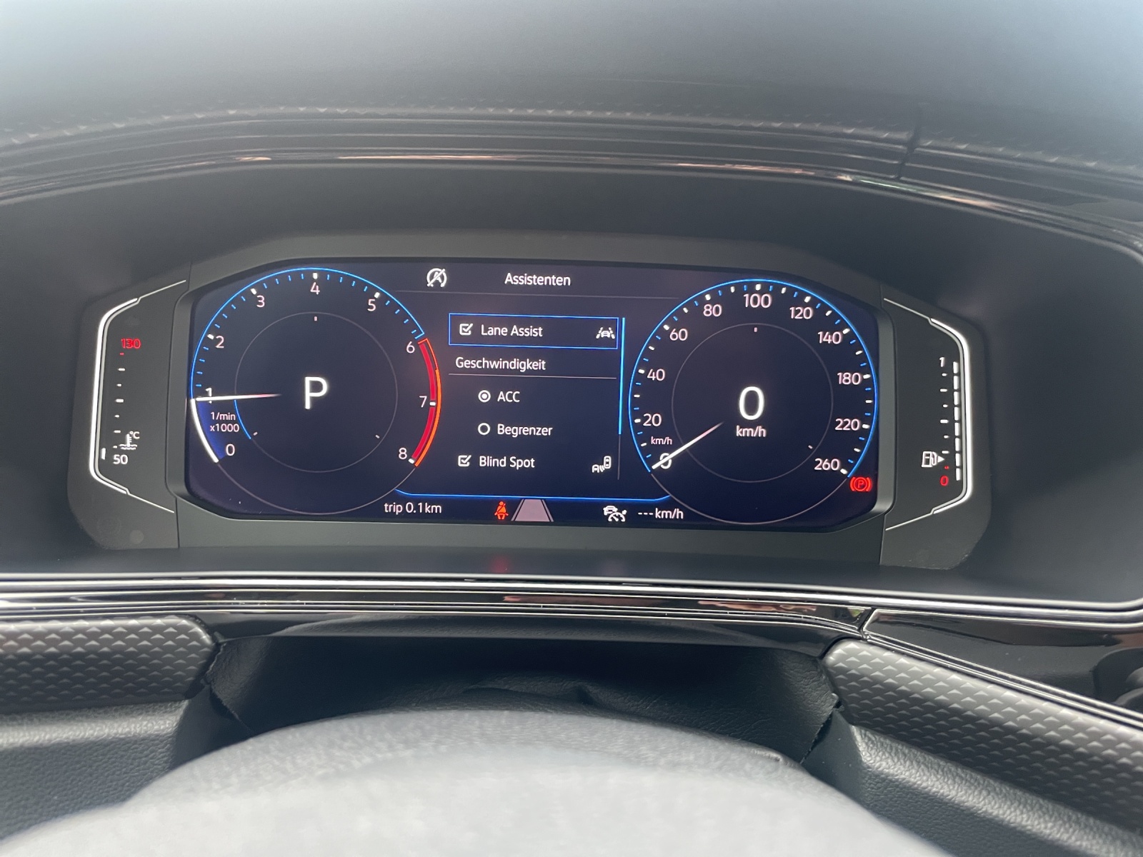 VW T-Cross 1.0 TSI Life DSG-image-14