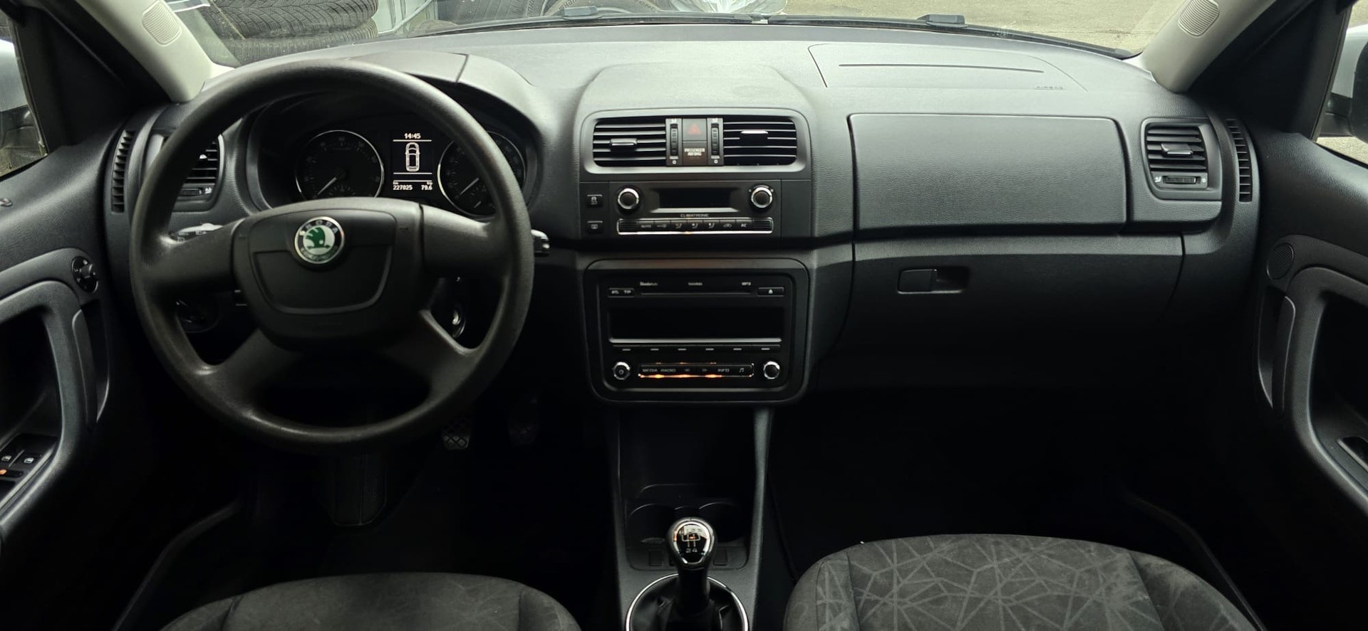 SKODA Roomster 1.2 TSI Family-image-7