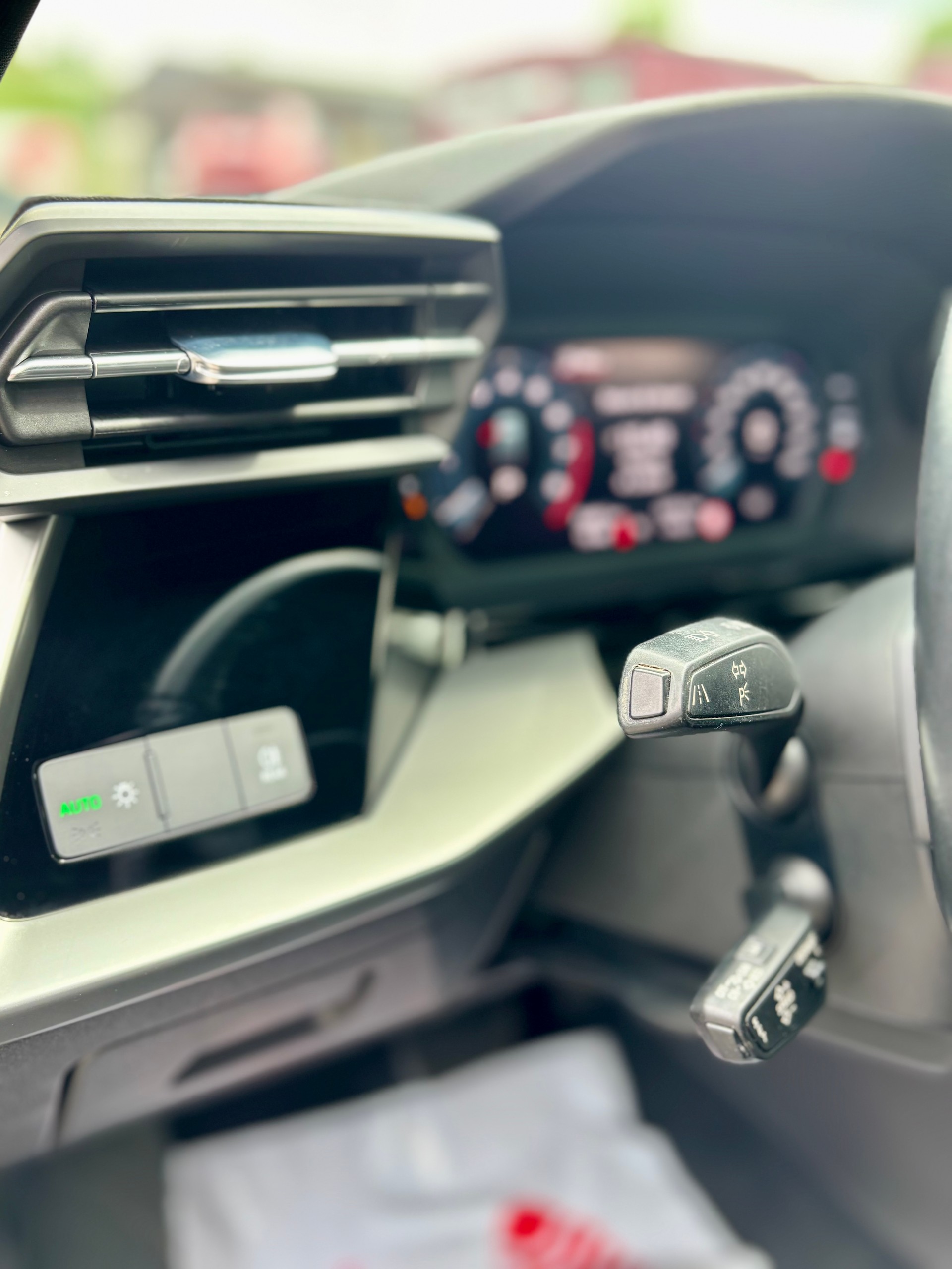 AUDI A3 Sportback 35 TFSI S-tronic-image-9