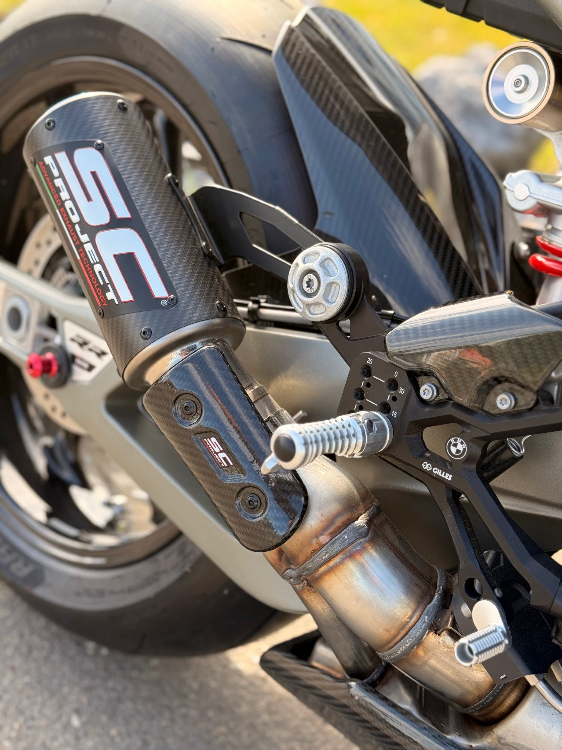 BMW S 1000 RR M RED DEVIL M HEDIN Customs-showroom-element-3