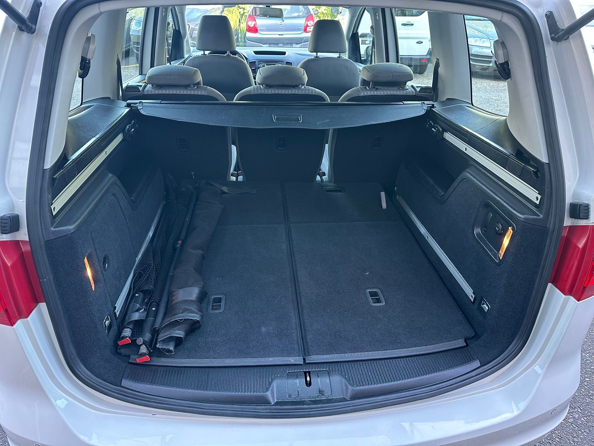 SEAT Alhambra 1.4 TSI Budget-image-15