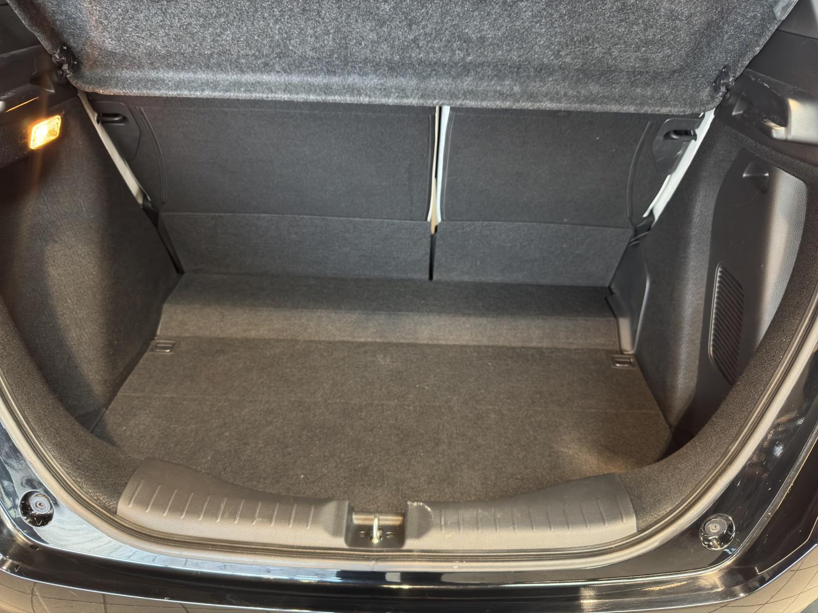 HONDA Jazz 1.5 i-MMD Executive-image-14