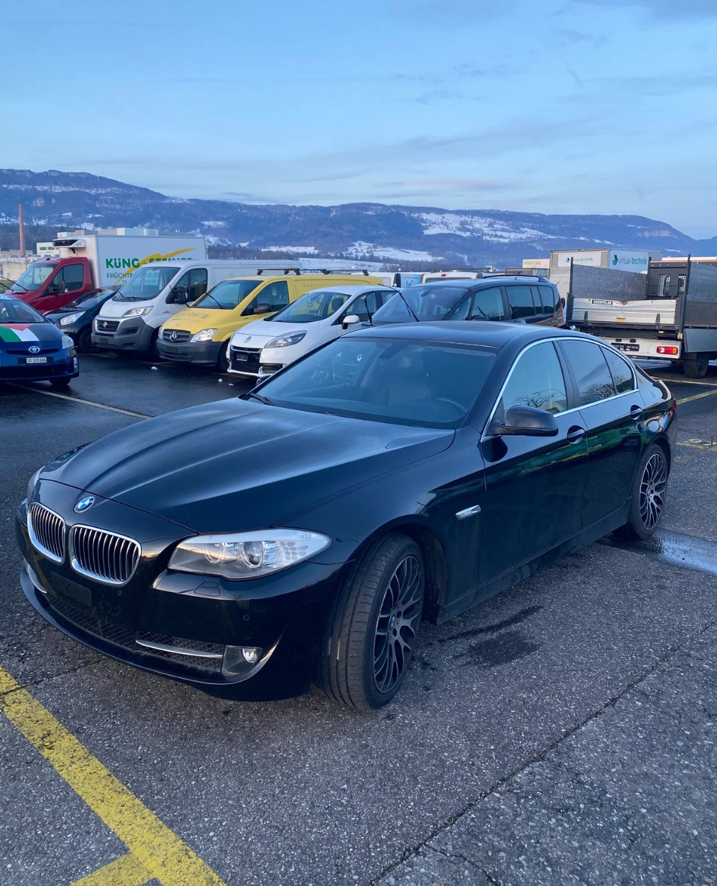 BMW 528i xDrive Steptronic-image-15