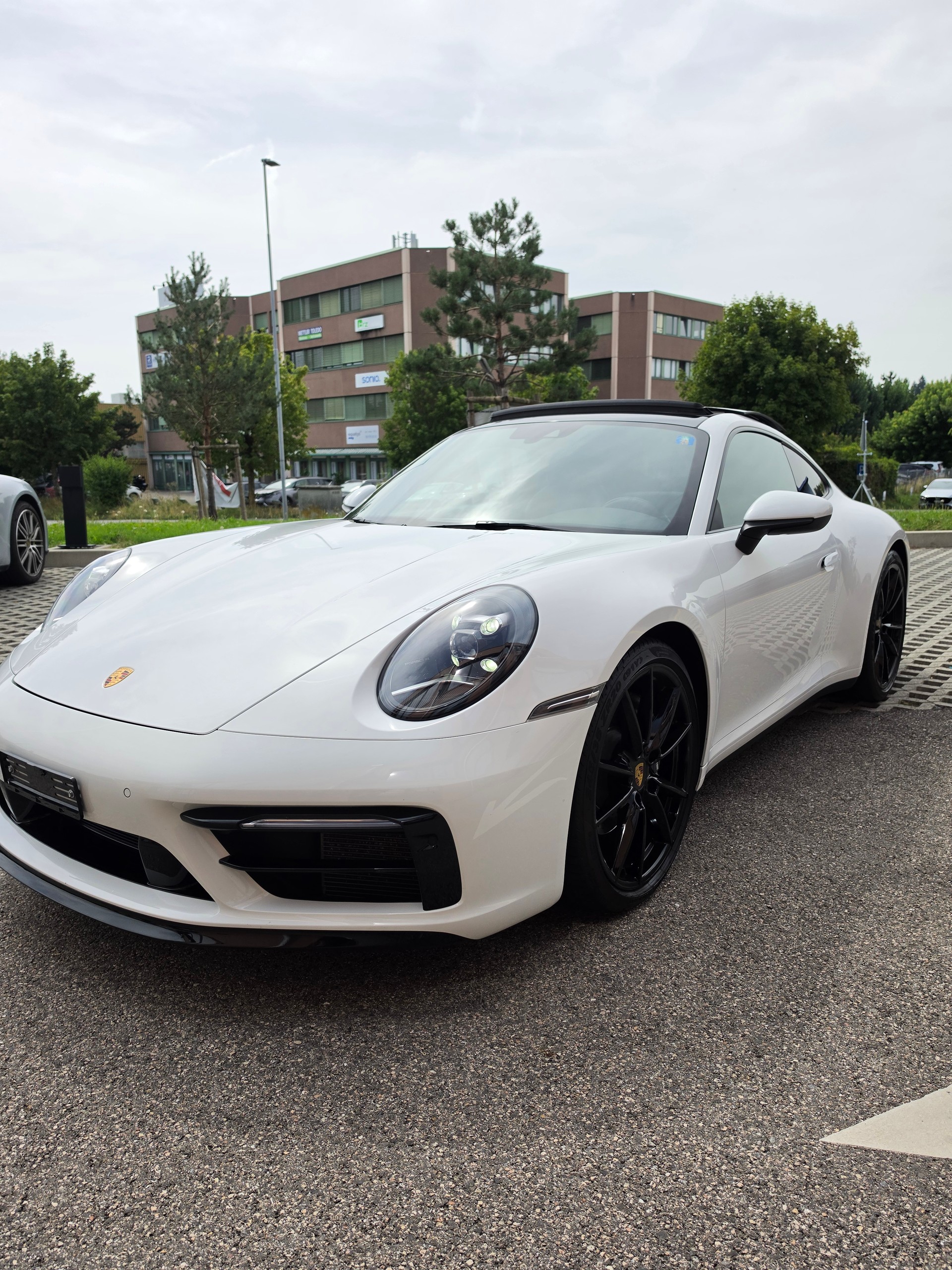 PORSCHE 911-image-4