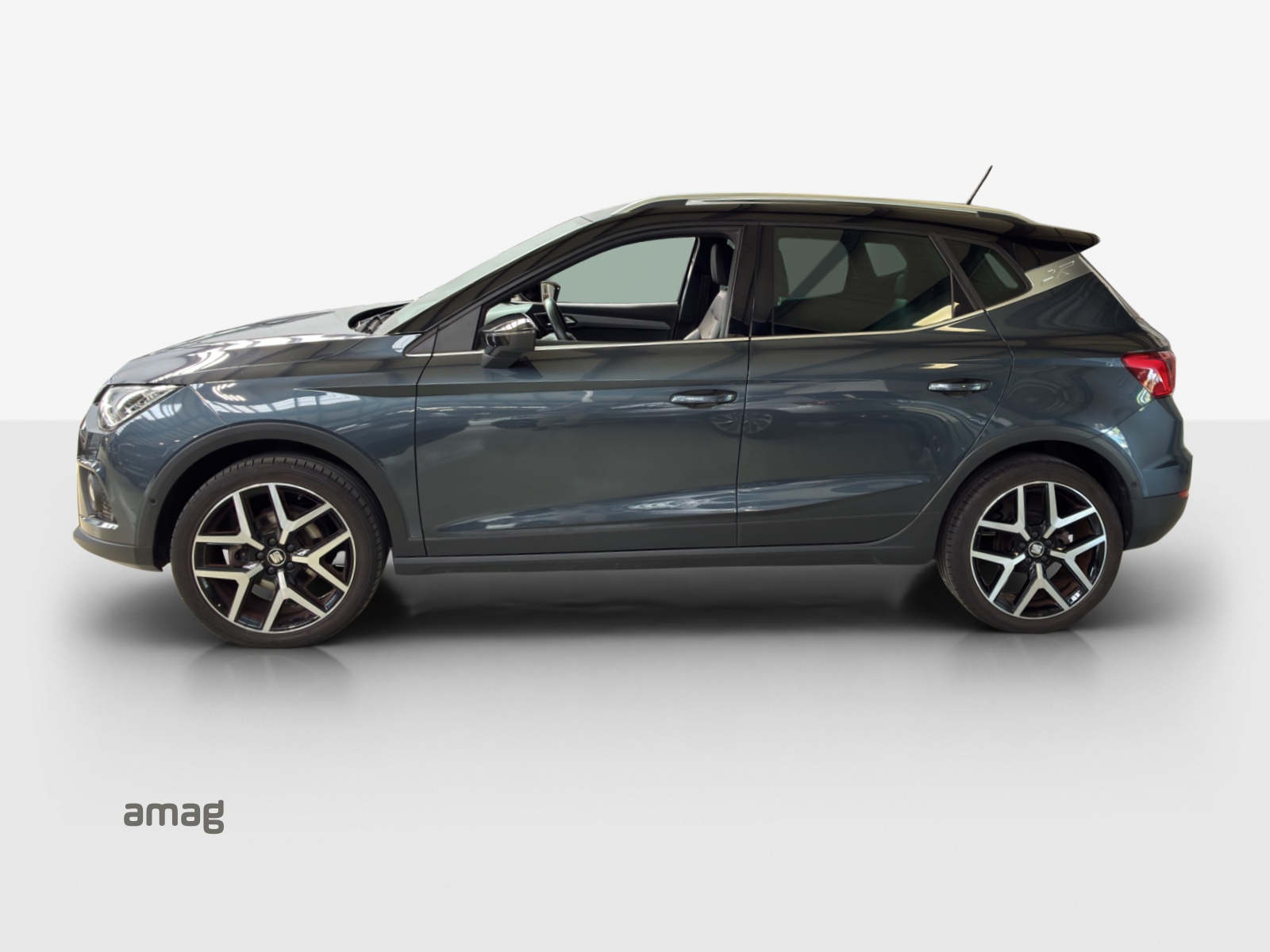 SEAT Arona 1.5 Eco TSI Hola FR DSG-image-1