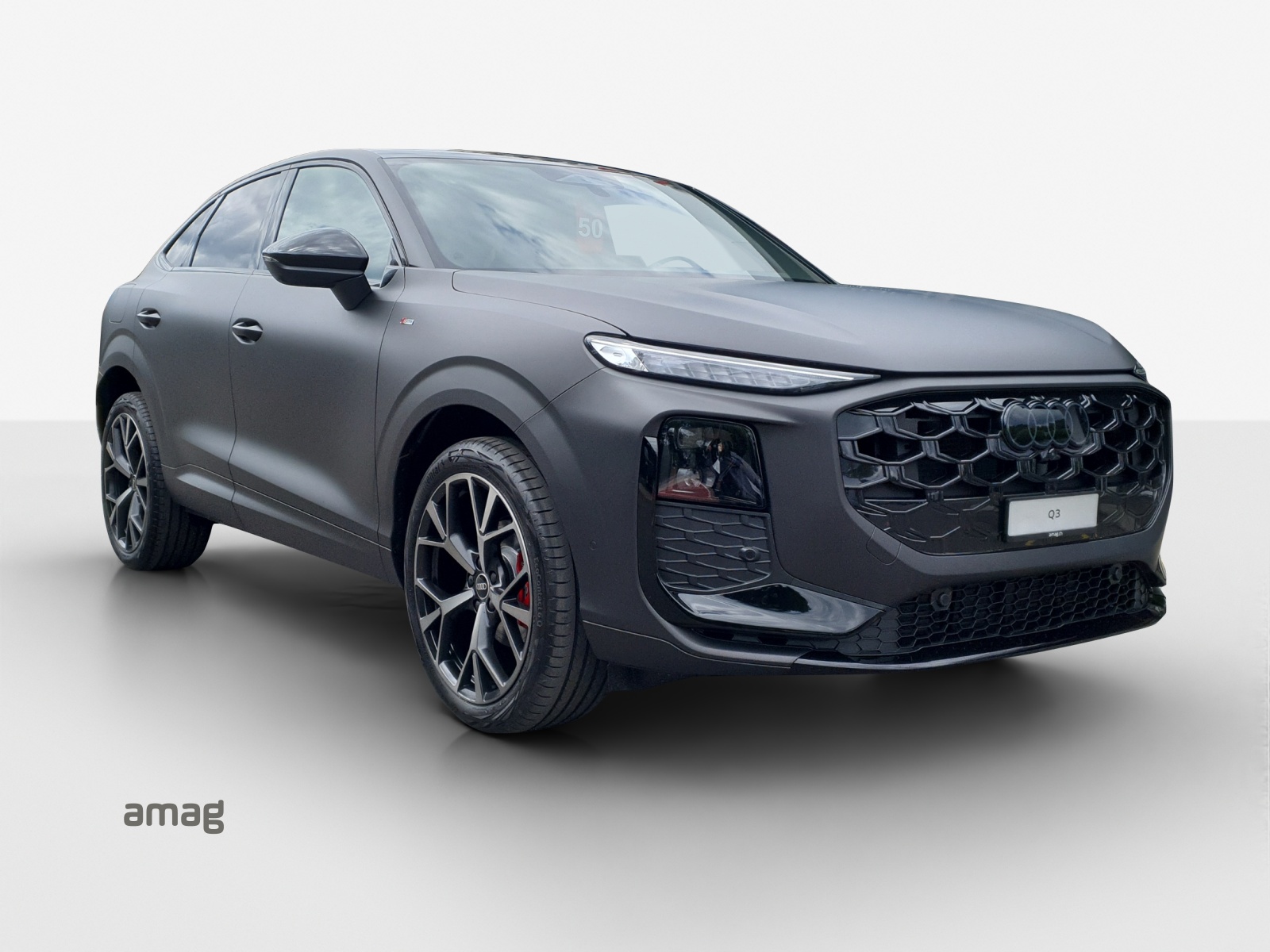 AUDI Q3 Sportback 110 kW TFSI S tronic-image-5