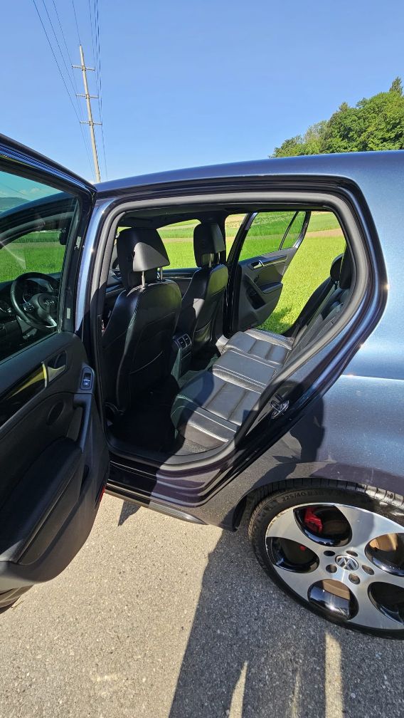 VW Golf VI 2.0 TSI GTI-image-10