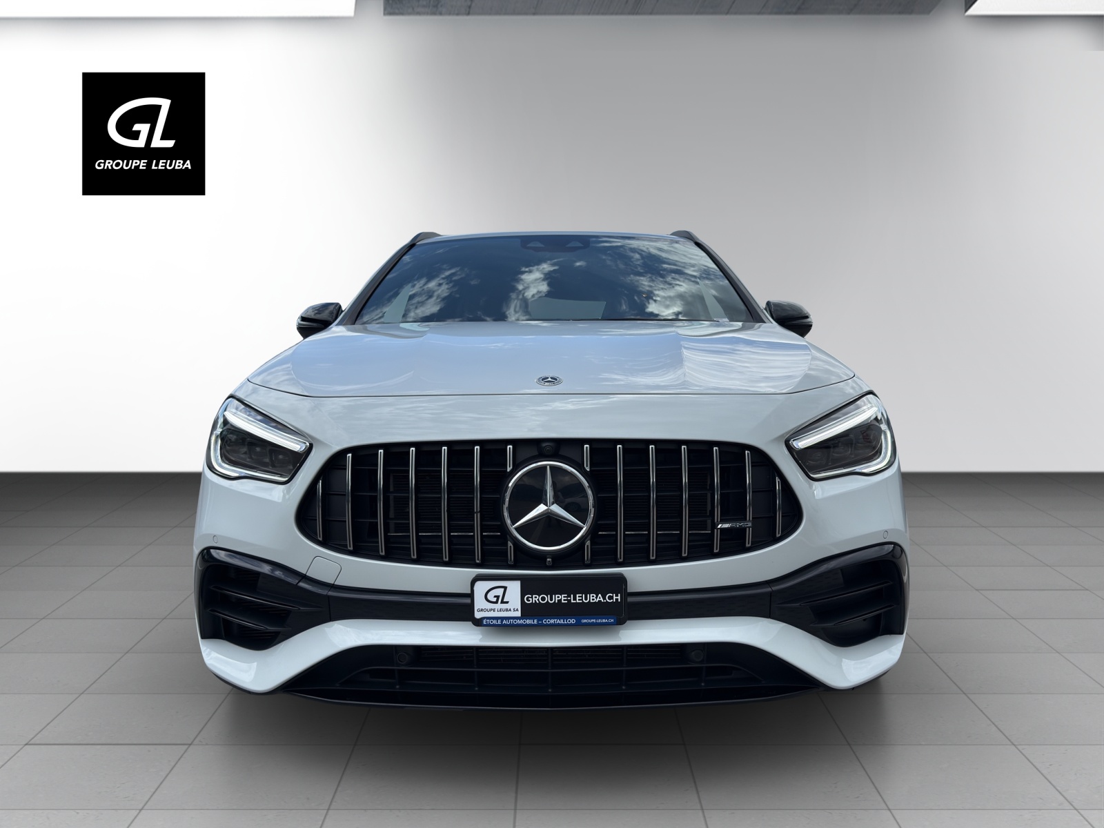 MERCEDES-BENZ GLA 45 S AMG 4Matic+-image-2