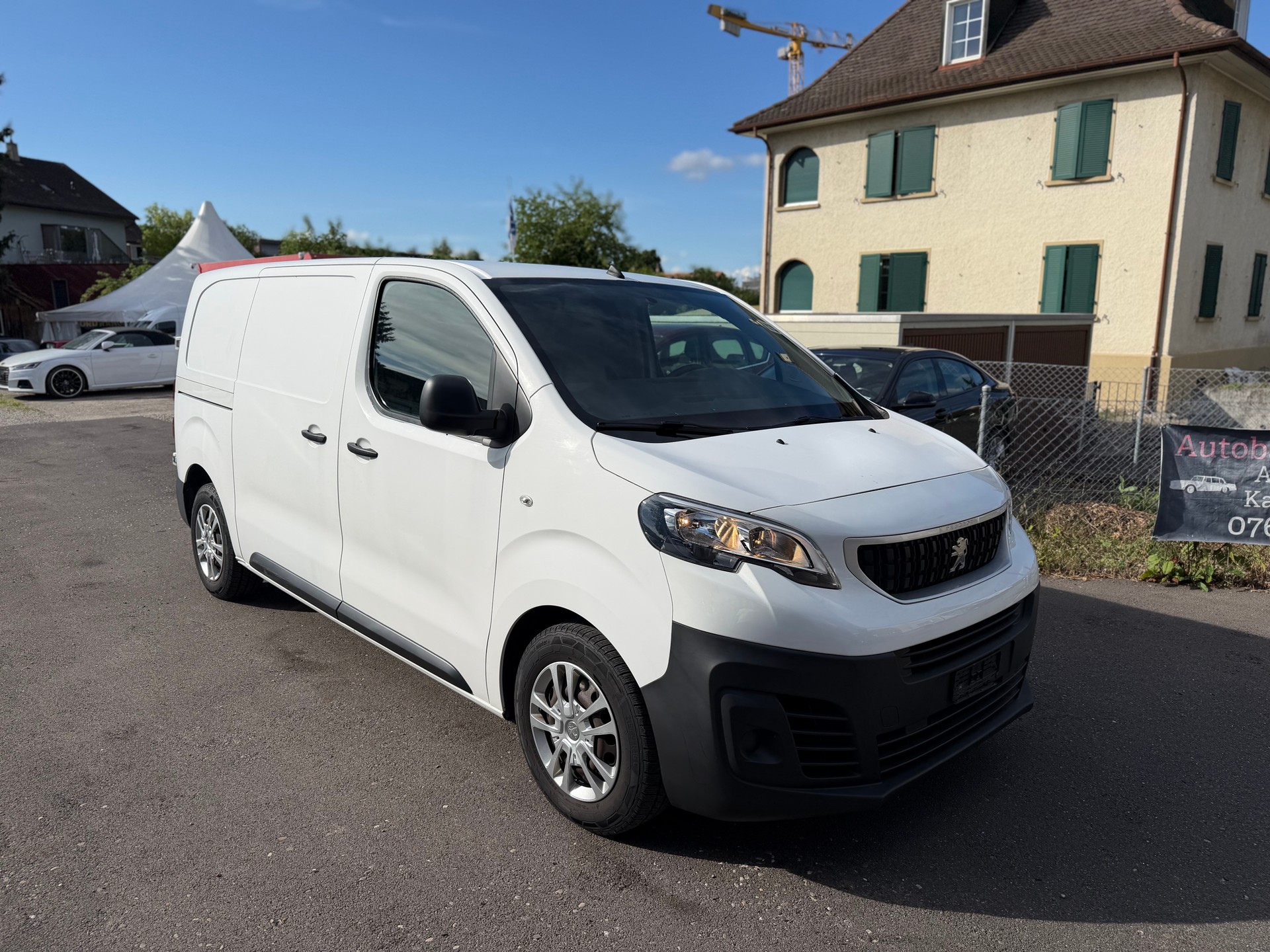 PEUGEOT Expert 2.0 BlueHDi 120 S&S Allure Standard-image-4