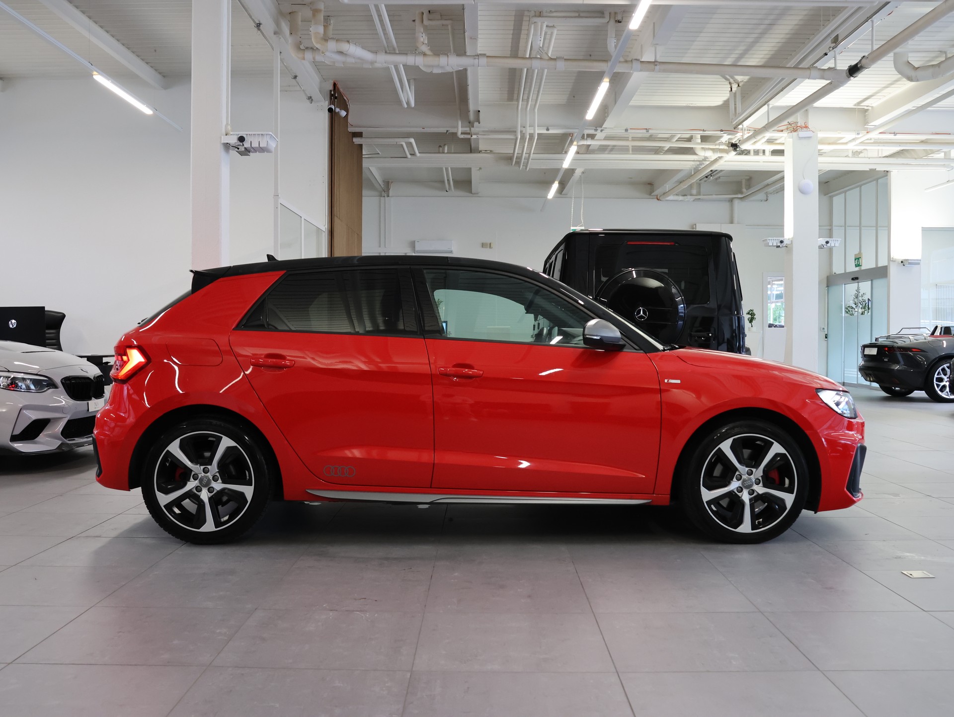 AUDI A1 Sportback 30 TFSI advanced S-tronic *Rückfahrkamera* *S-Line* *Klima*-image-6