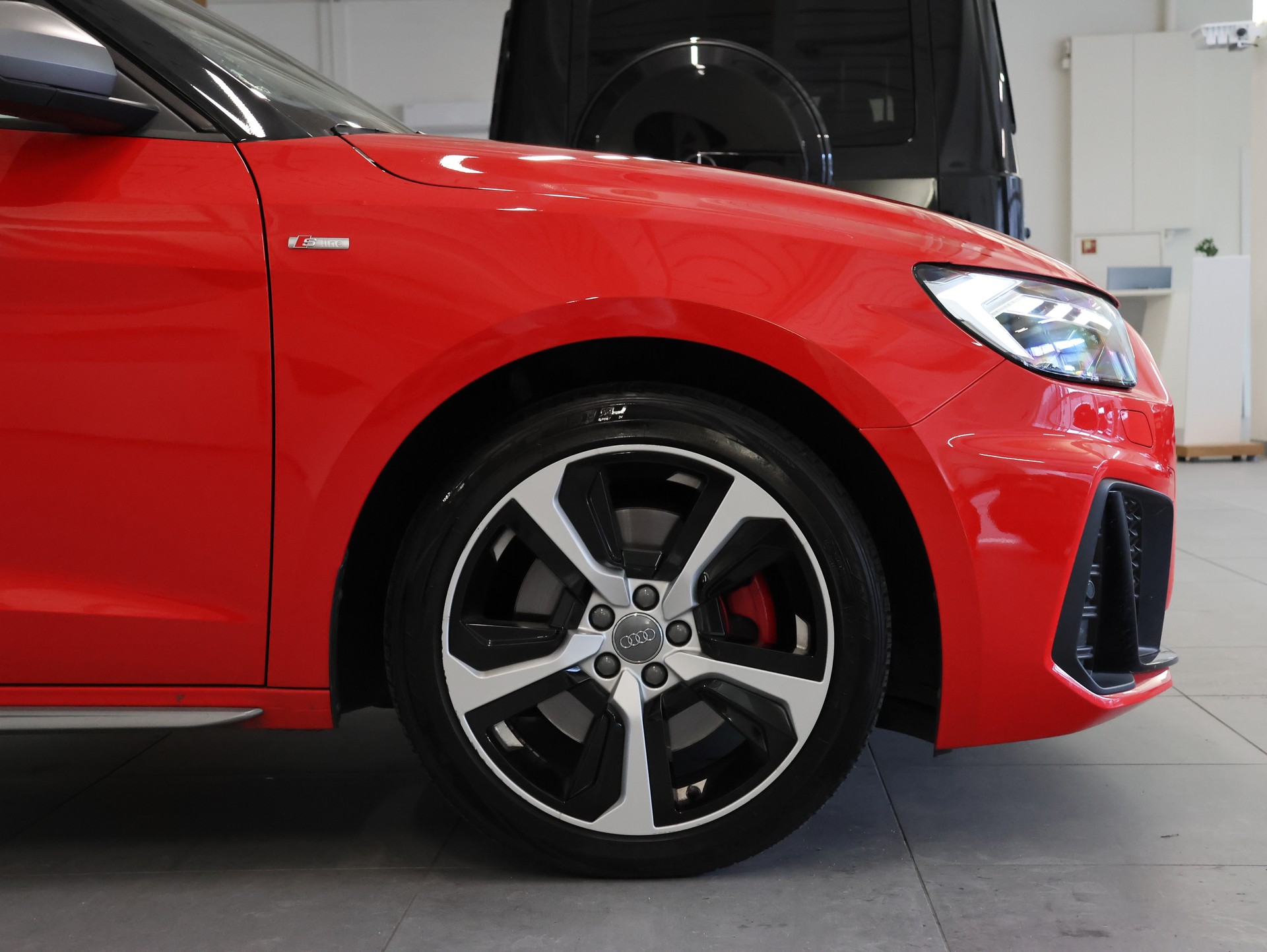 AUDI A1 Sportback 30 TFSI advanced S-tronic *Rückfahrkamera* *S-Line* *Klima*-image-7