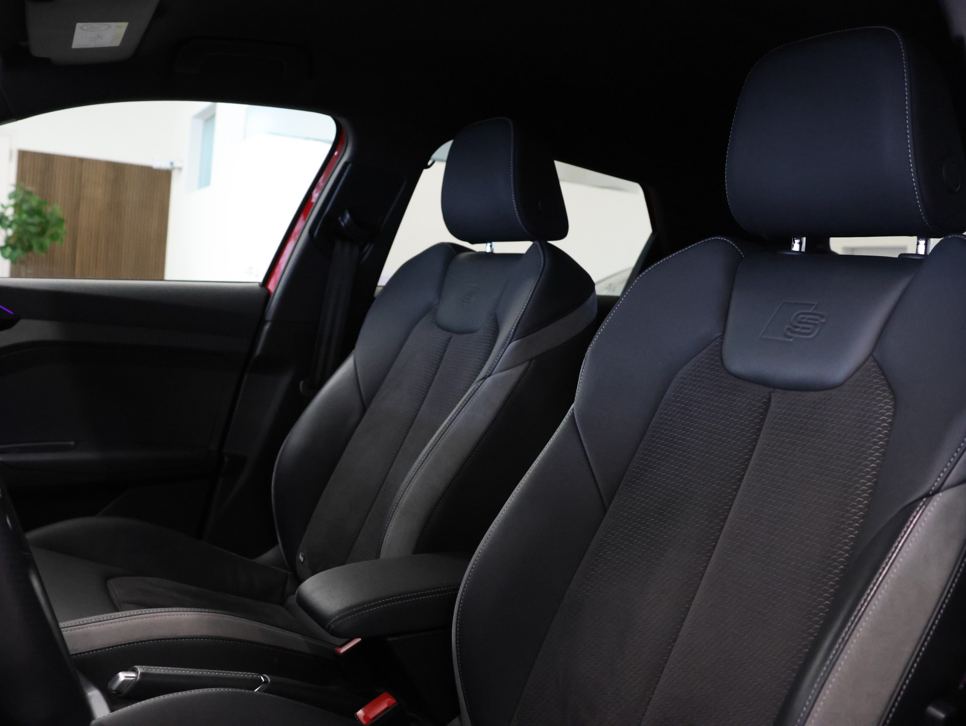 AUDI A1 Sportback 30 TFSI advanced S-tronic *Rückfahrkamera* *S-Line* *Klima*-image-18
