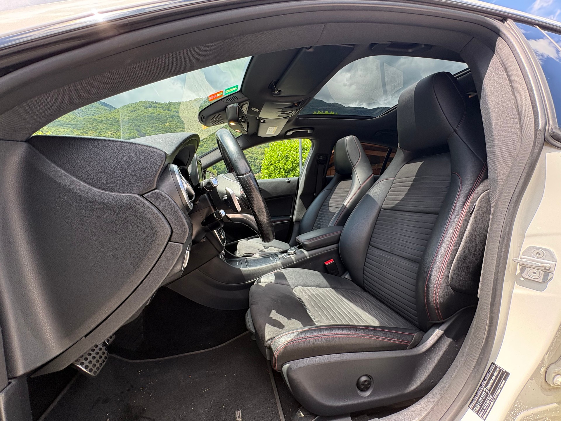 MERCEDES-BENZ CLA Shooting Brake 200 CDI AMG Line 4Matic 7G-DCT-image-8