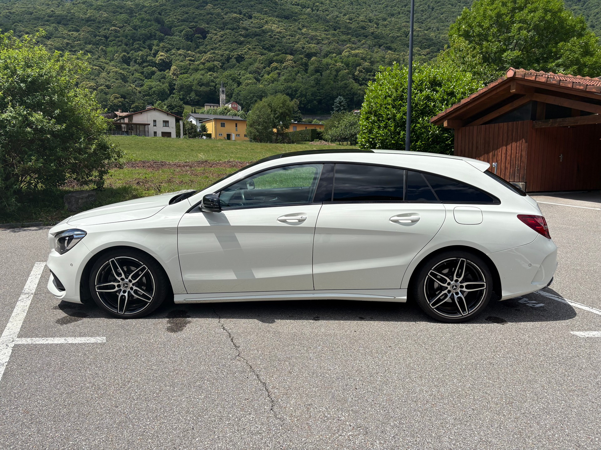 MERCEDES-BENZ CLA Shooting Brake 200 CDI AMG Line 4Matic 7G-DCT-image-7