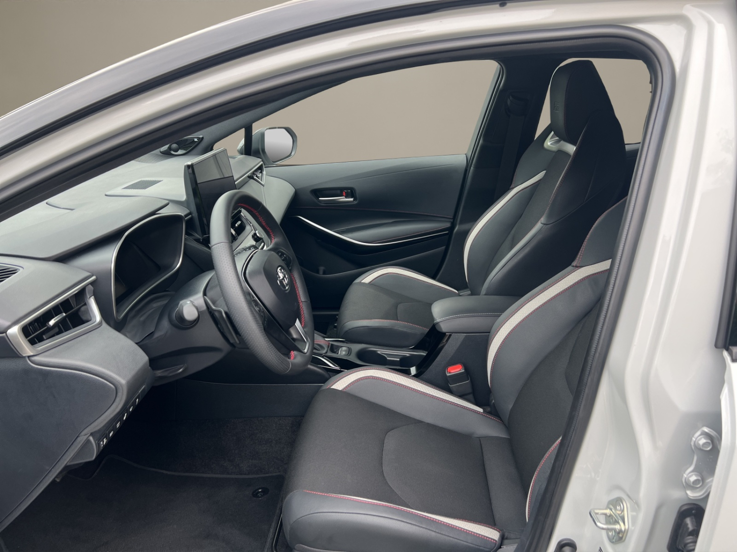 TOYOTA Corolla 2.0 HSD GR Sport-image-8