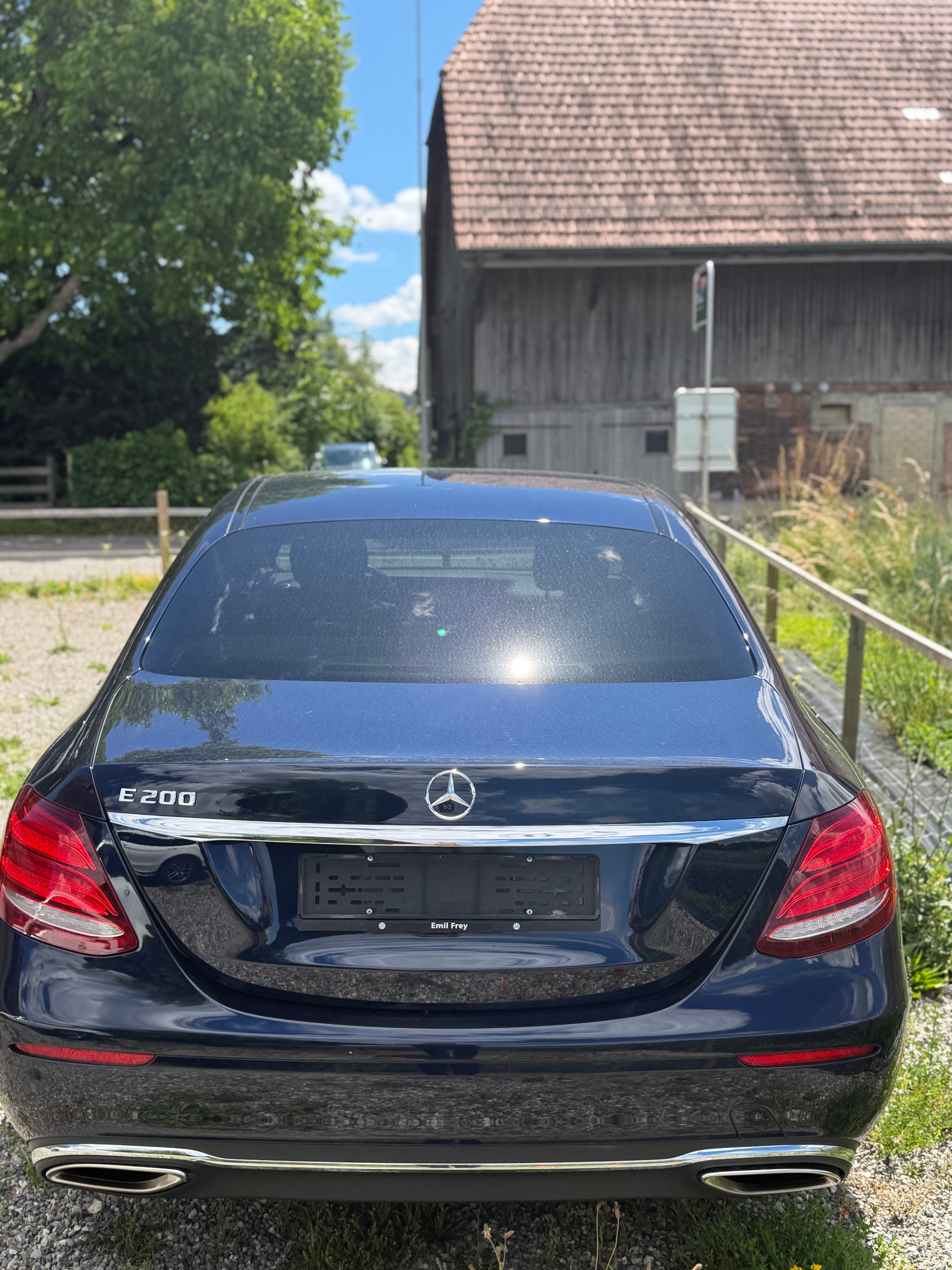 MERCEDES-BENZ E 200 Avantgarde 9G-Tronic-image-11