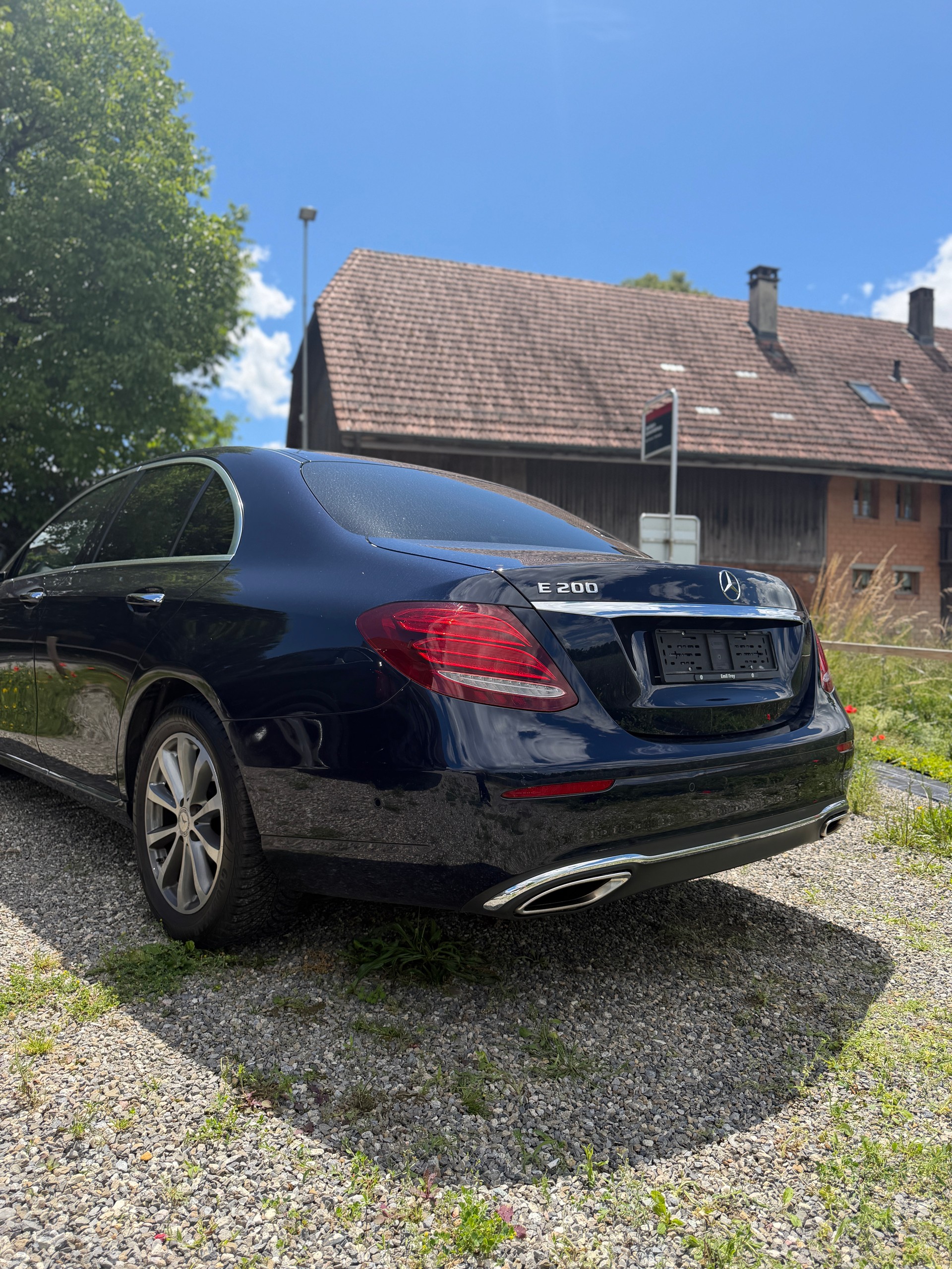MERCEDES-BENZ E 200 Avantgarde 9G-Tronic-image-7