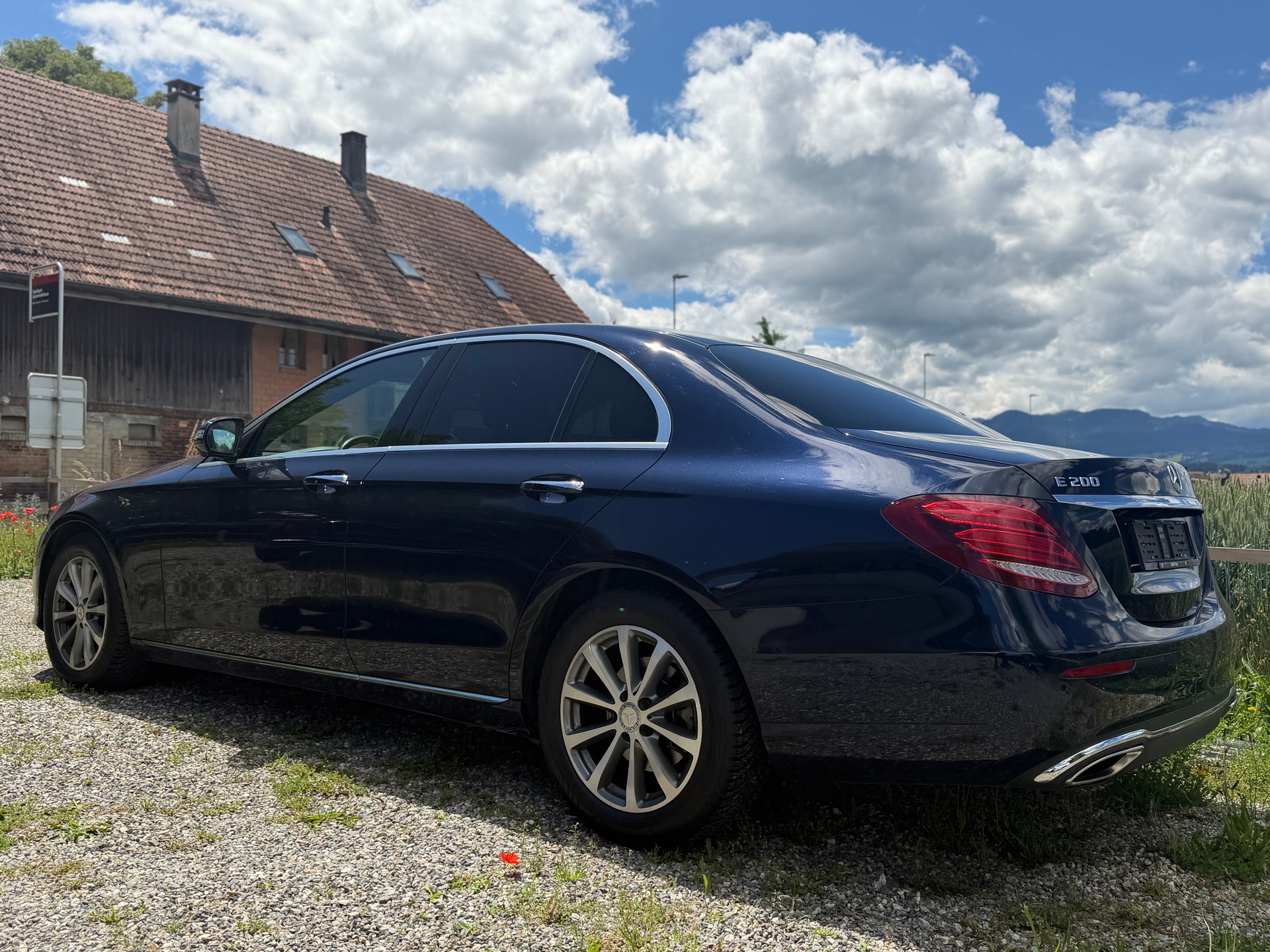 MERCEDES-BENZ E 200 Avantgarde 9G-Tronic-image-1