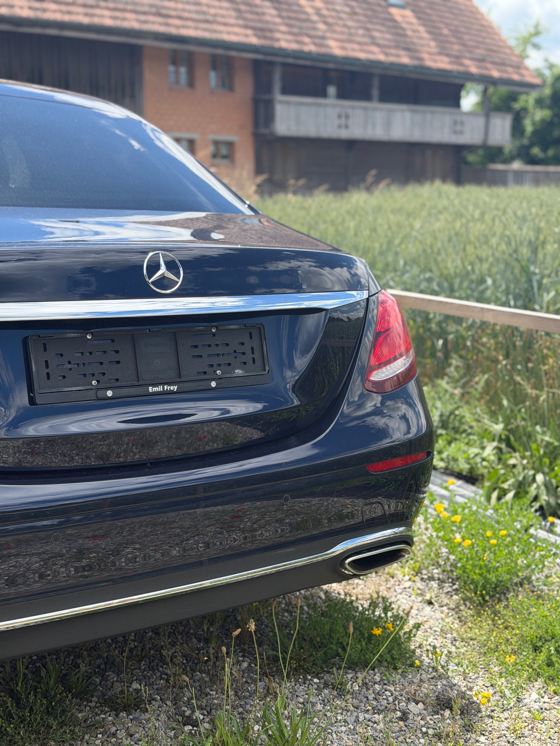MERCEDES-BENZ E 200 Avantgarde 9G-Tronic-image-26