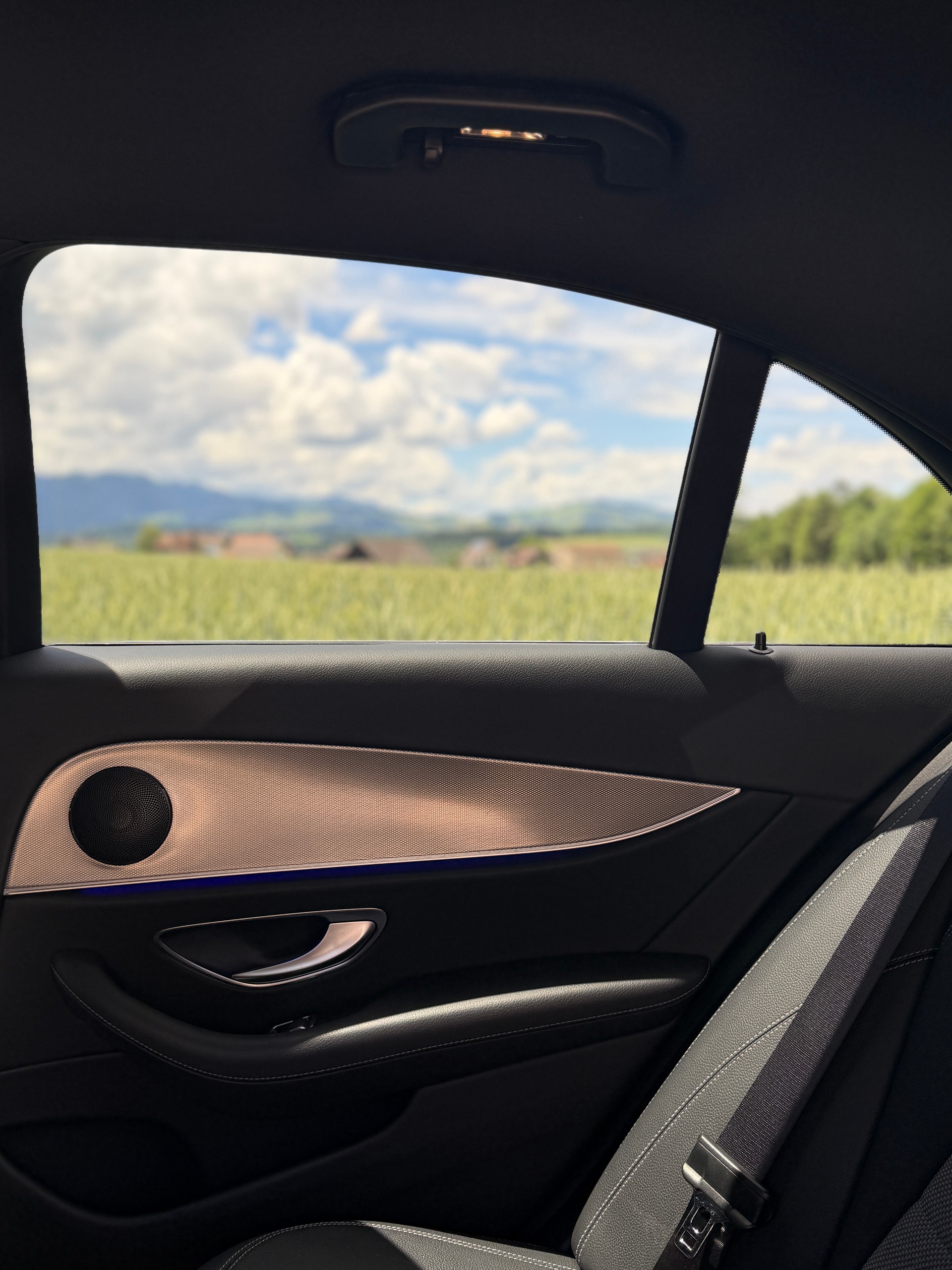 MERCEDES-BENZ E 200 Avantgarde 9G-Tronic-image-8