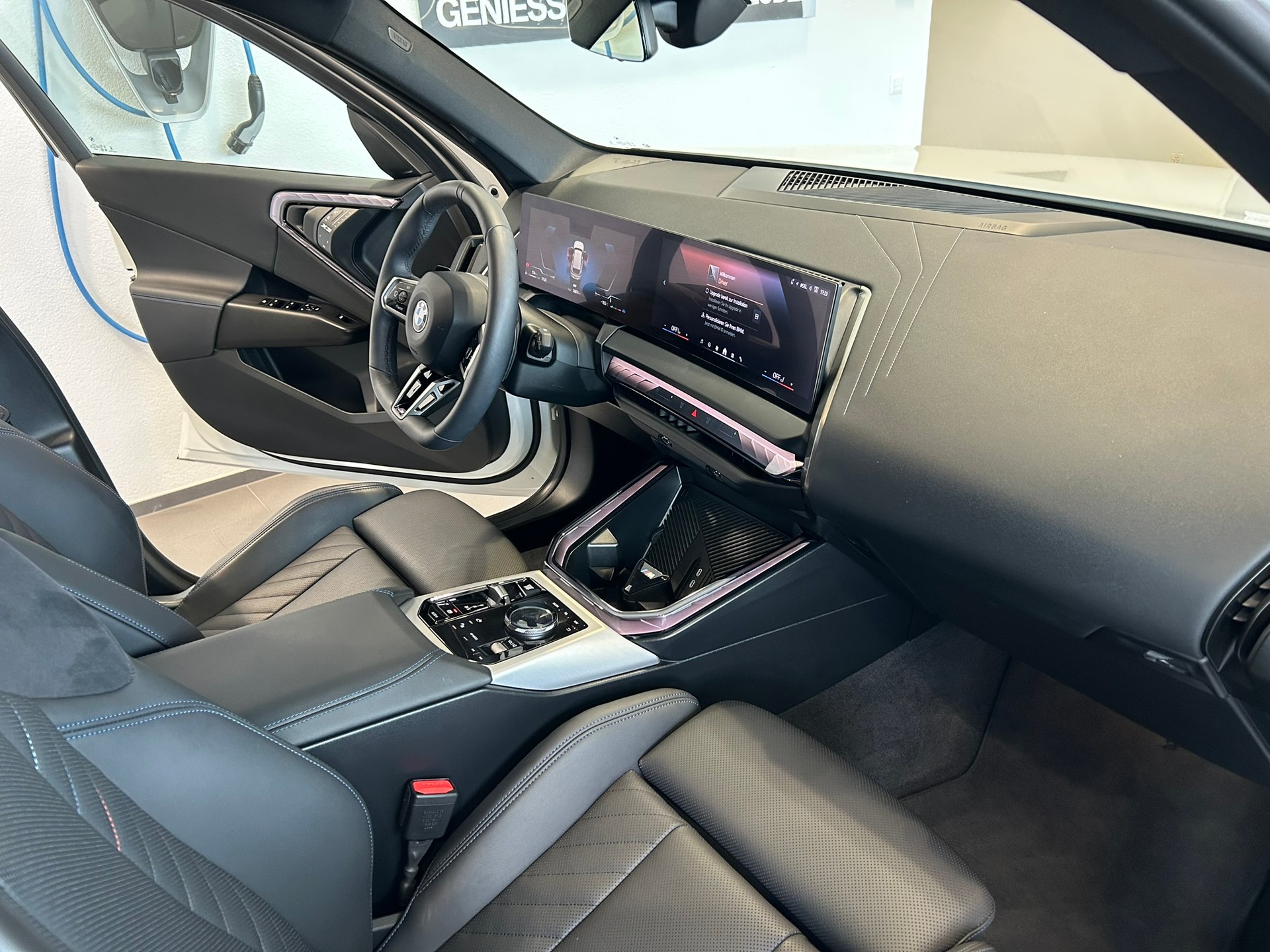 BMW X3 xDrive 48V 20d M Sport-image-27