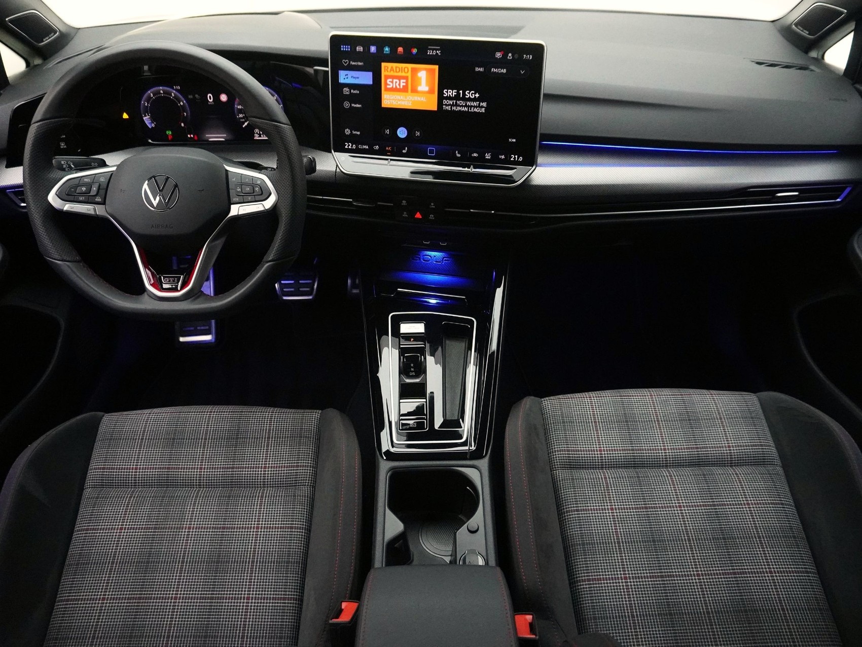 VW Golf 8.5 2.0 TSI DSG GTI Black Style (2025) ** Harman/Kardon / Head-Up / Panoramadach **-image-13