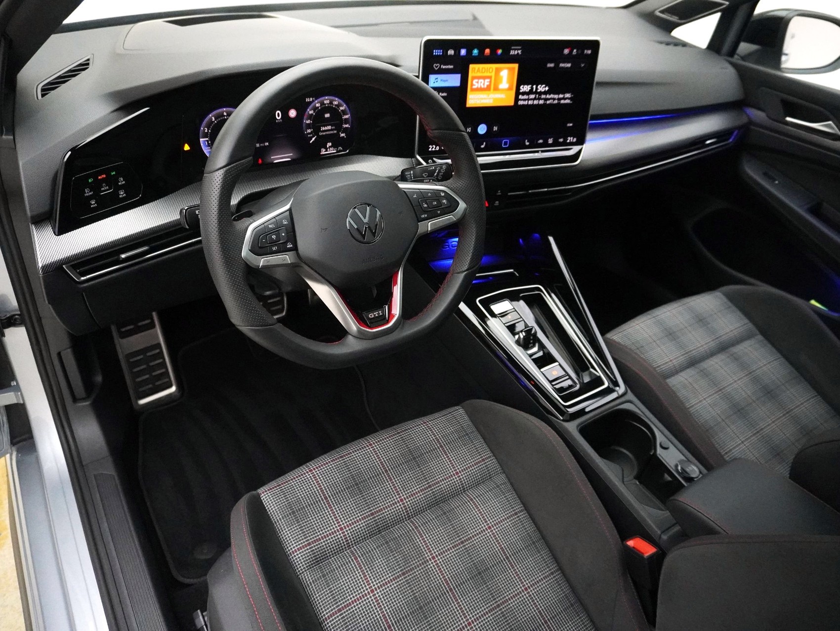 VW Golf 8.5 2.0 TSI DSG GTI Black Style (2025) ** Harman/Kardon / Head-Up / Panoramadach **-image-9