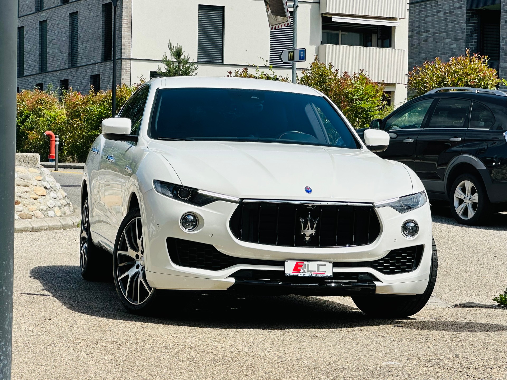 MASERATI Levante S 3.0 V6 Automatica-image-0