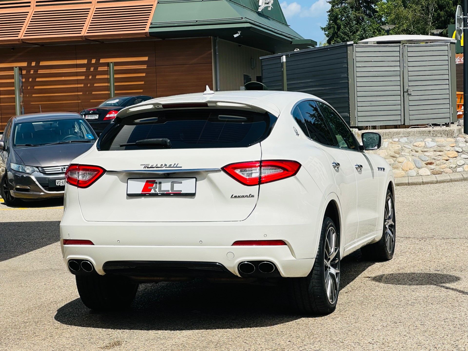 MASERATI Levante S 3.0 V6 Automatica-image-9
