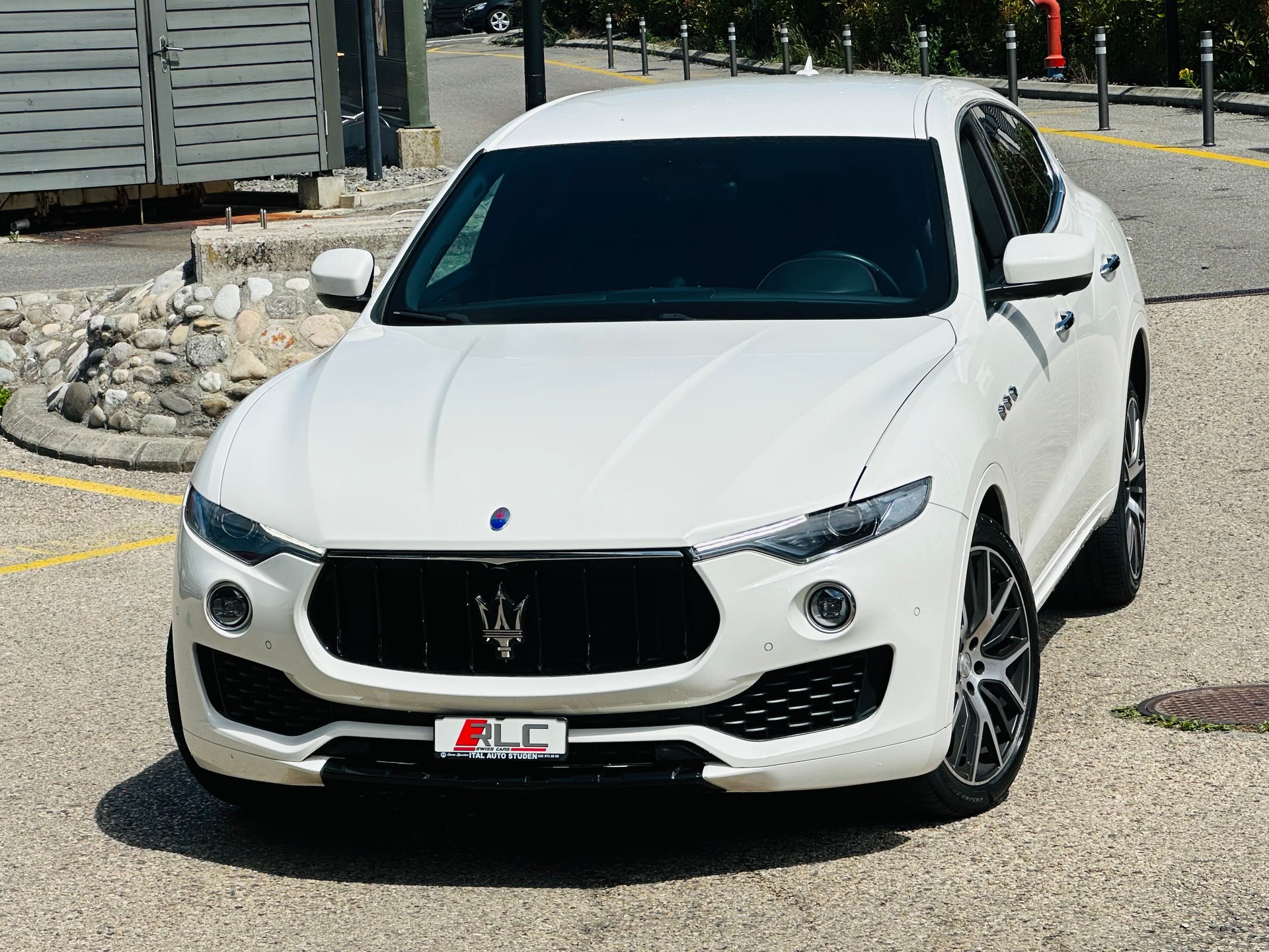 MASERATI Levante S 3.0 V6 Automatica-image-3