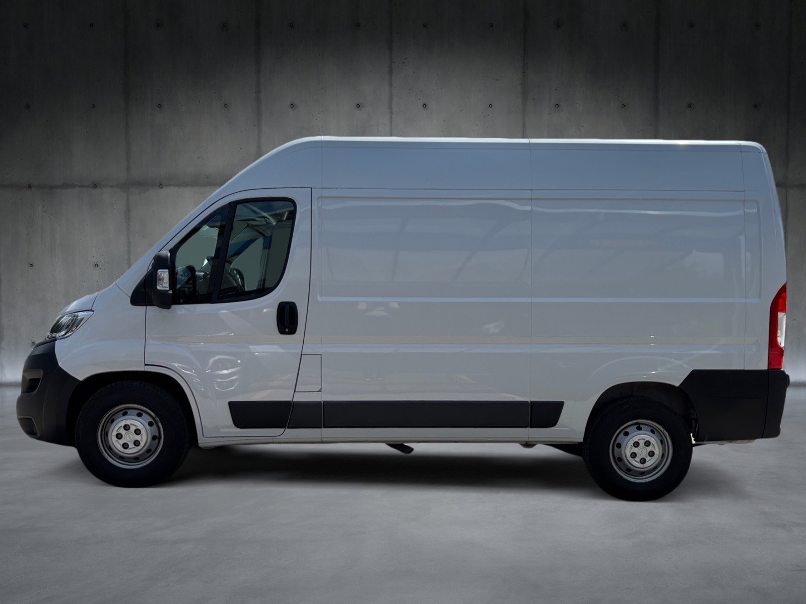 OPEL Movano 2.2 d 3,5t L2H2 Essentia-image-1