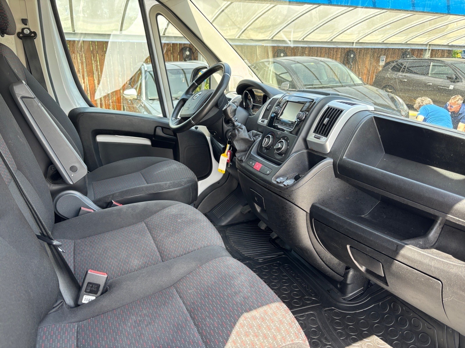 OPEL Movano 2.2 d 3,5t L2H2 Essentia-image-9