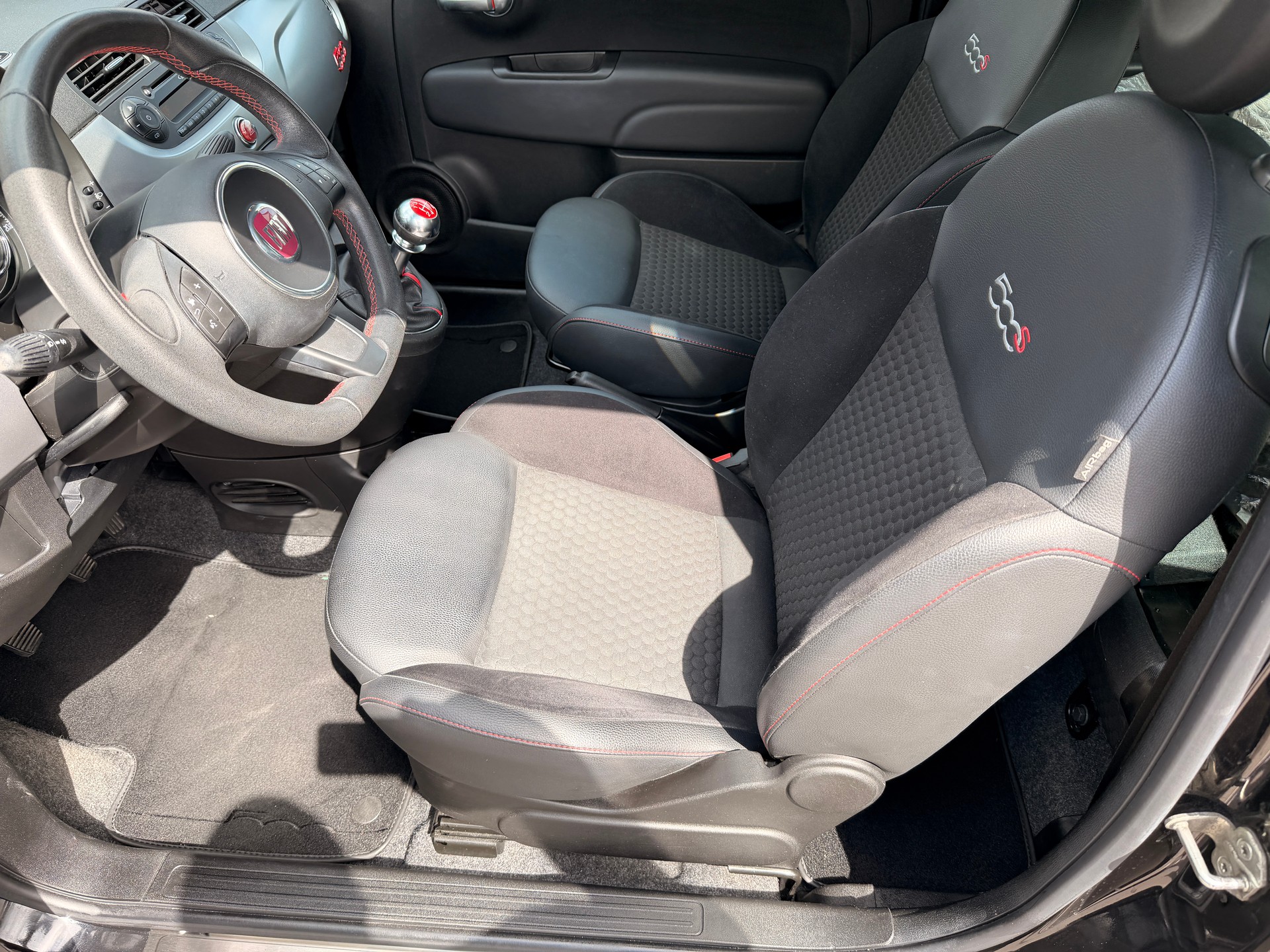 FIAT 500 1.2 Lounge-image-6