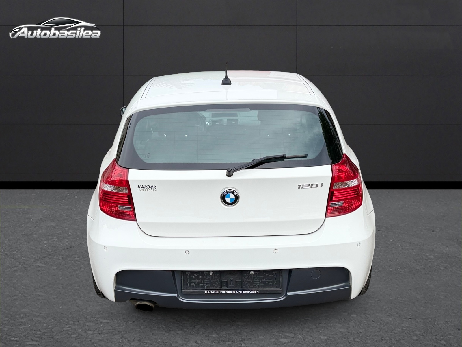 BMW 120i M Paket Dynamic Edition-image-3