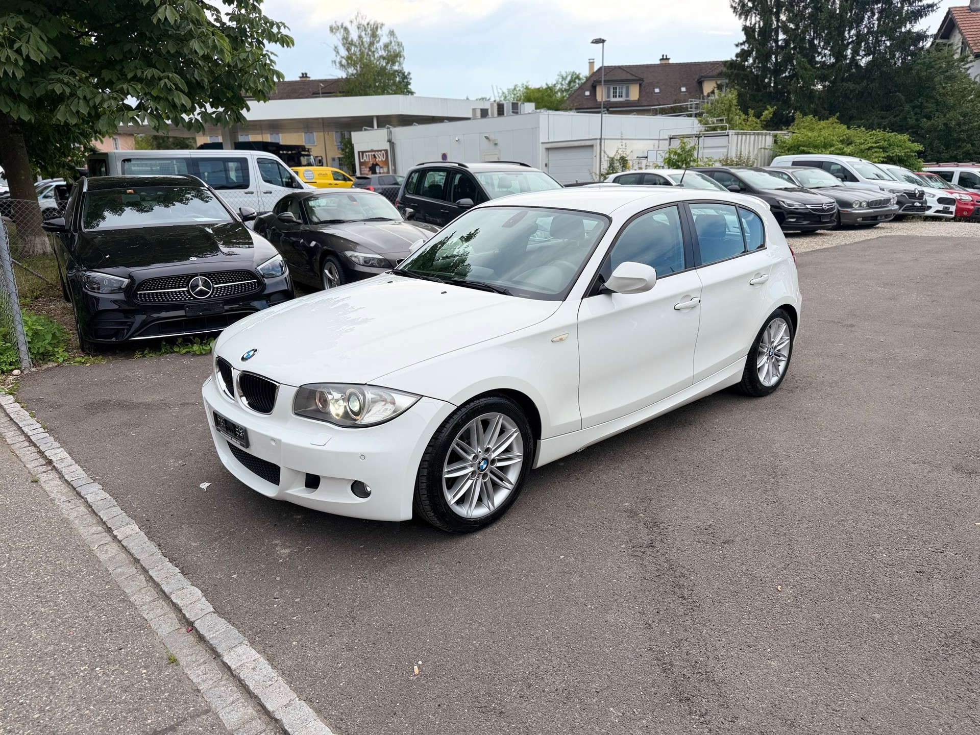 BMW 120i M Paket Dynamic Edition-image-1