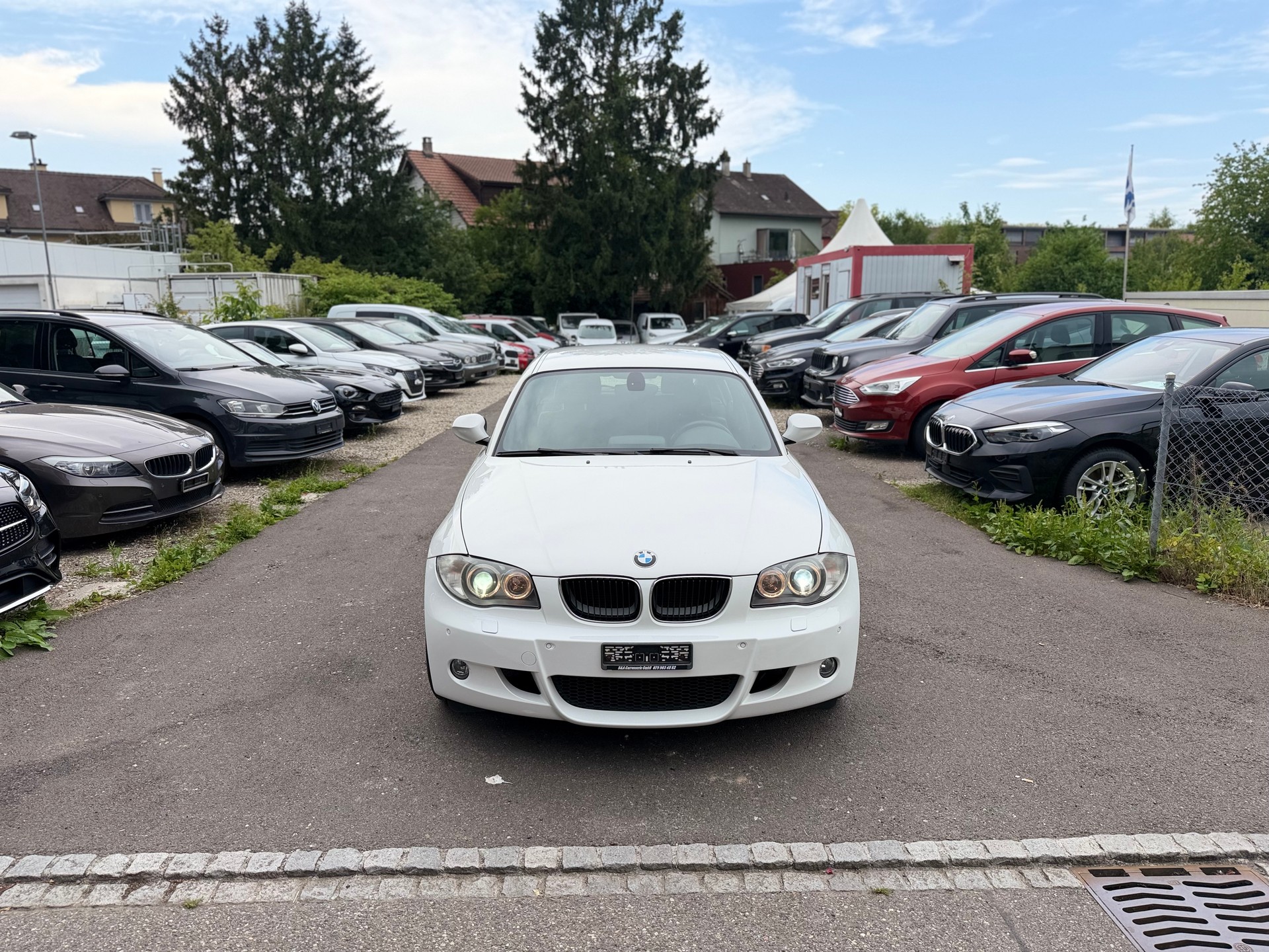 BMW 120i M Paket Dynamic Edition-image-0