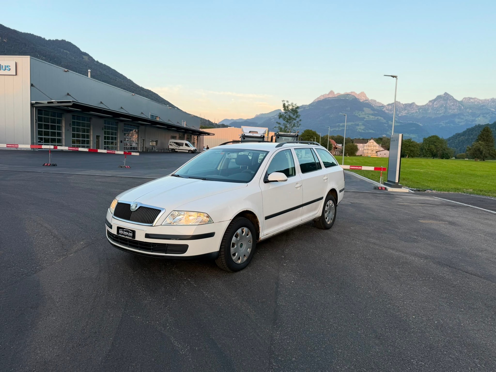 SKODA Octavia 1.9 TDI Adventure 4x4-image-0