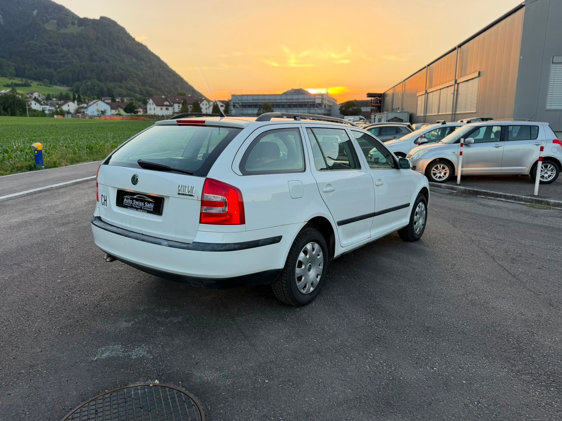 SKODA Octavia 1.9 TDI Adventure 4x4-image-2