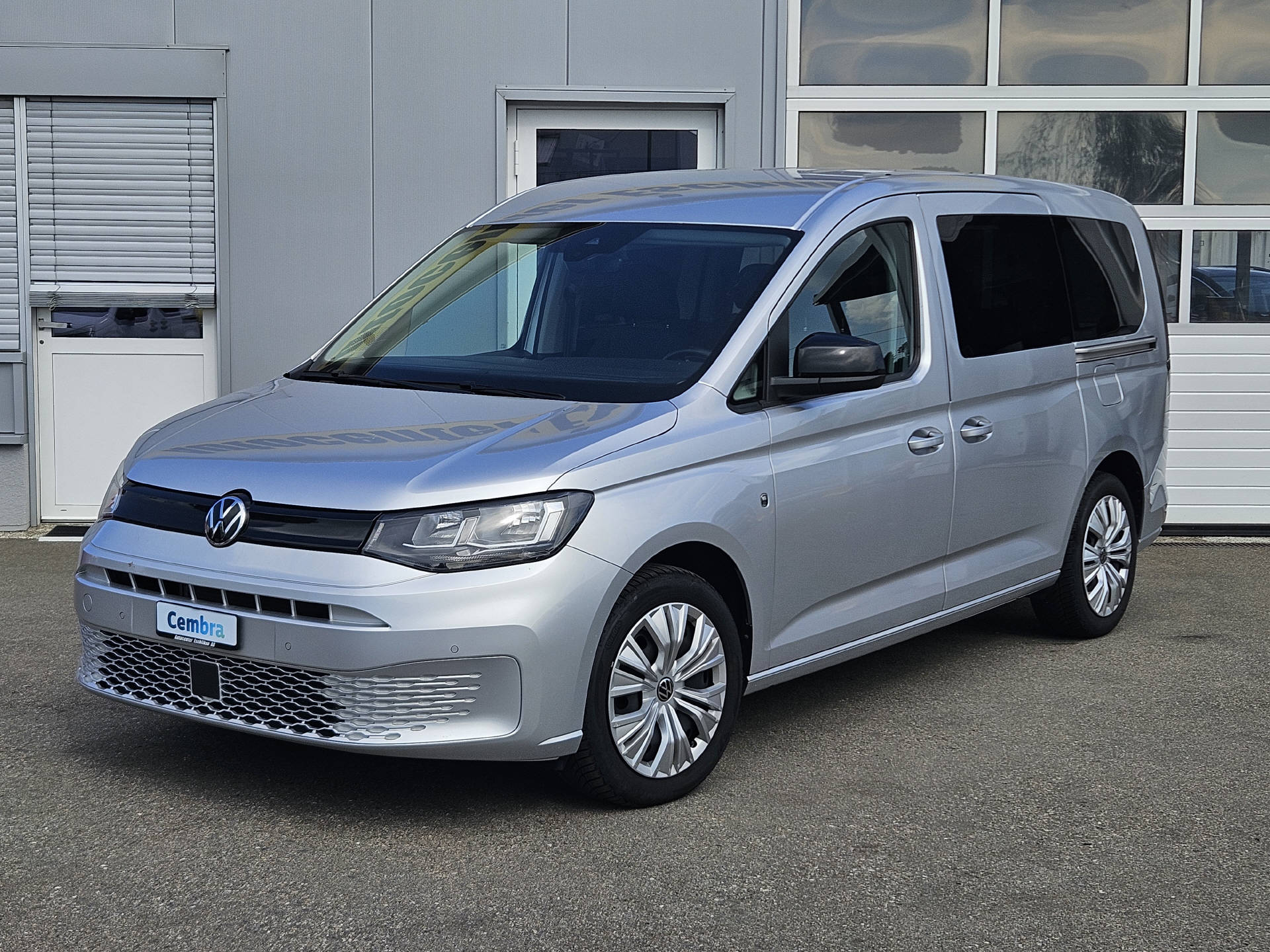 VW Caddy Maxi 2.0 TDI 122 4motion-image-2