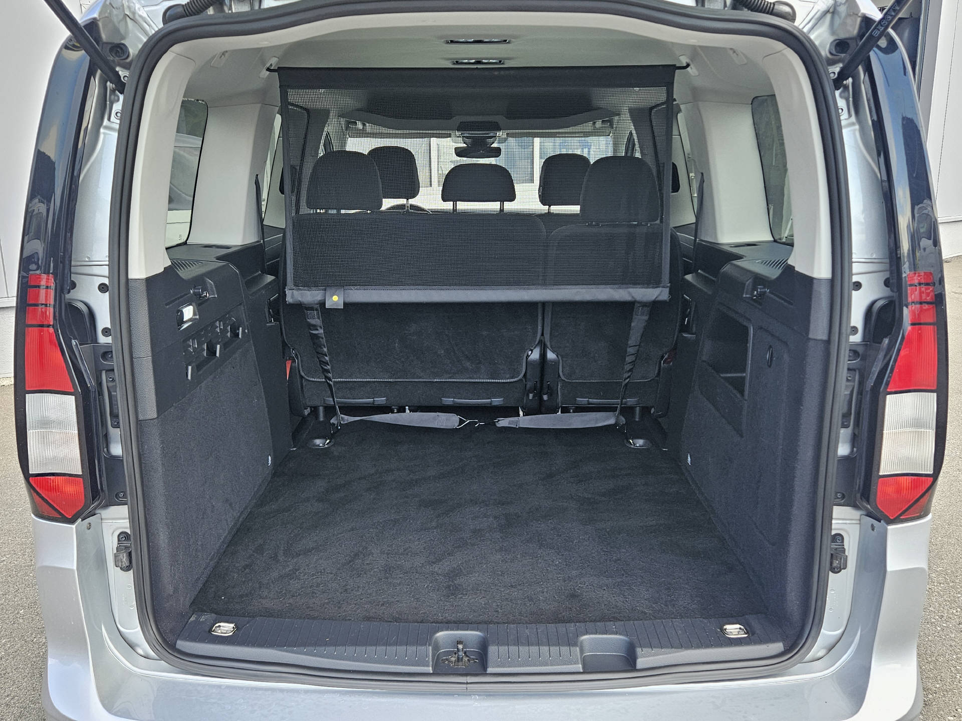 VW Caddy Maxi 2.0 TDI 122 4motion-image-8