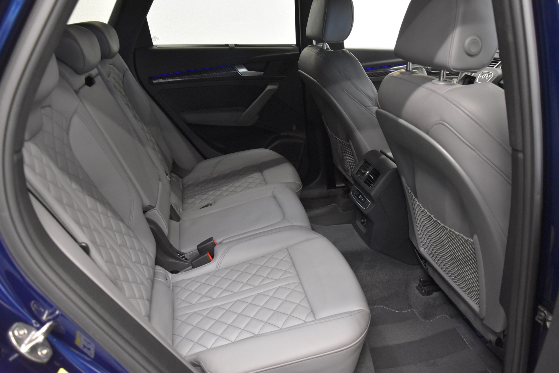 AUDI Q5 55 TFSI e PHEV S line quattro S-tronic-image-6