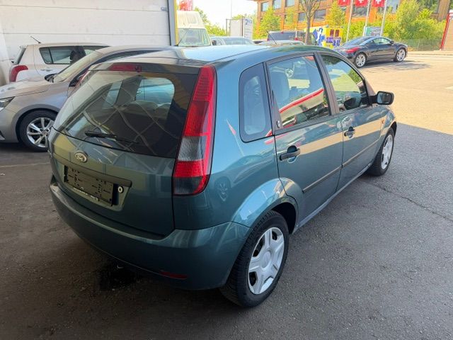 FORD Fiesta 1.4 16V Ghia-image-3