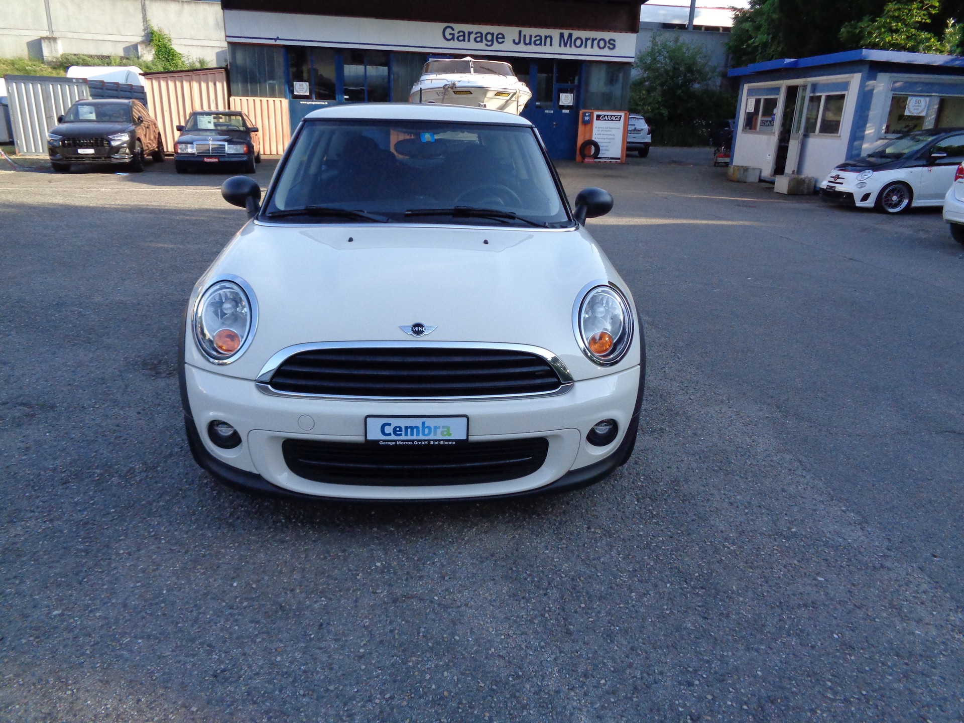 MINI One-image-2