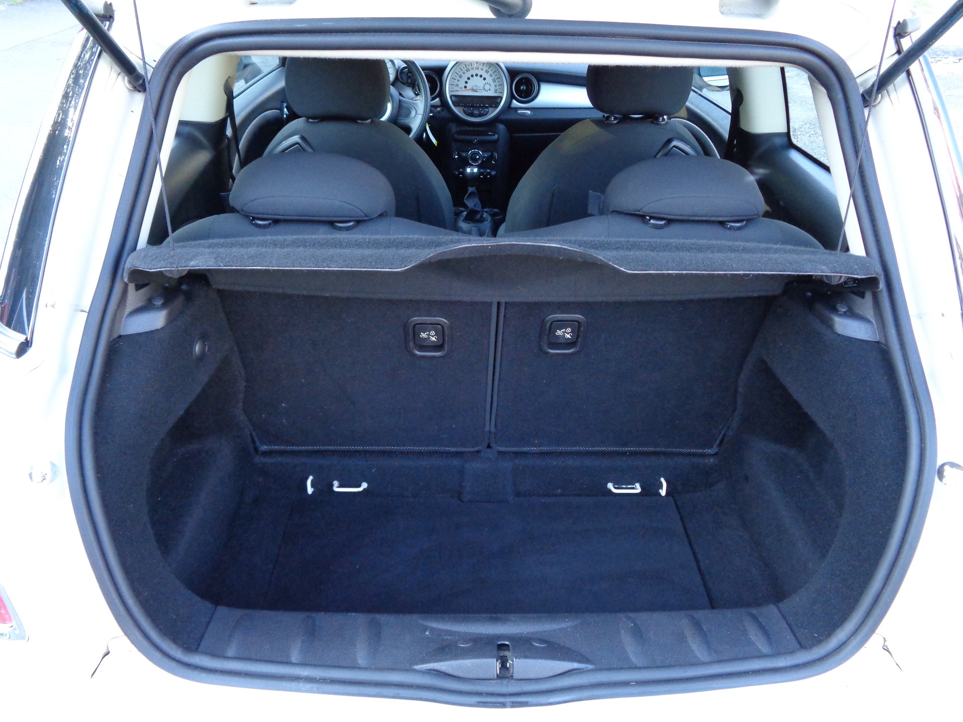 MINI One-image-11